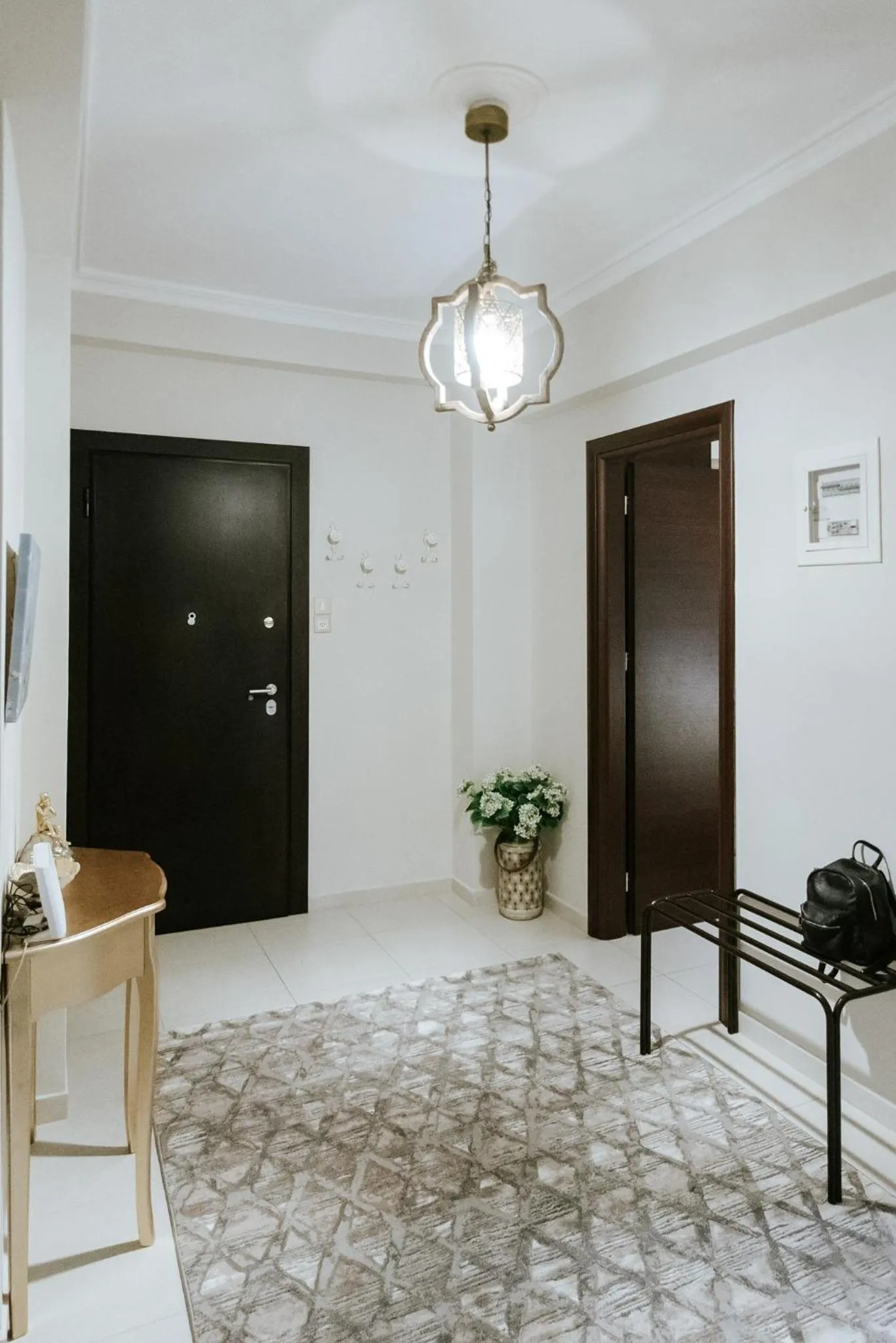 Facade/entrance in Best House, Ellinou Stratiotou, Ayia, Patra