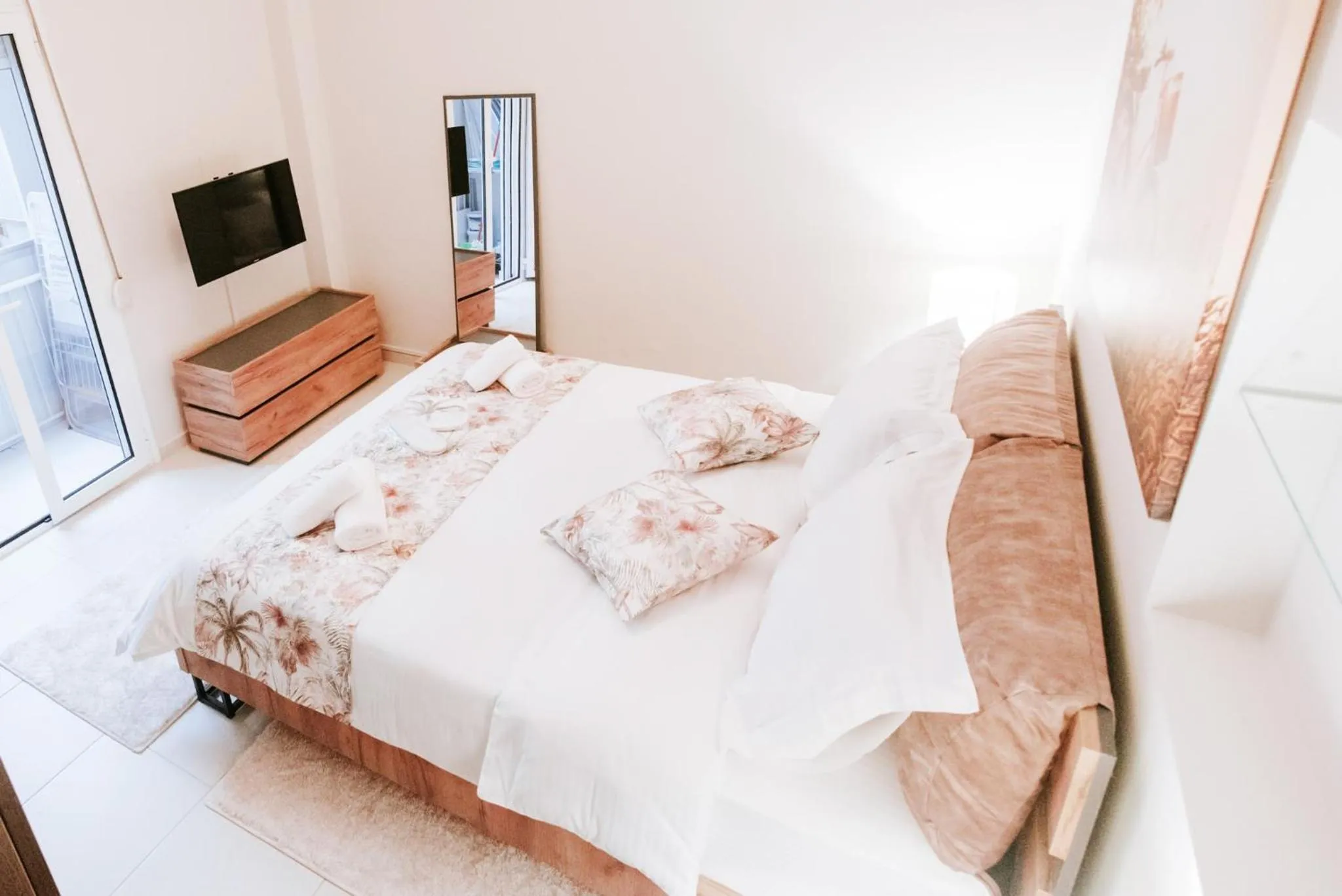 Bed in Best House, Ellinou Stratiotou, Ayia, Patra