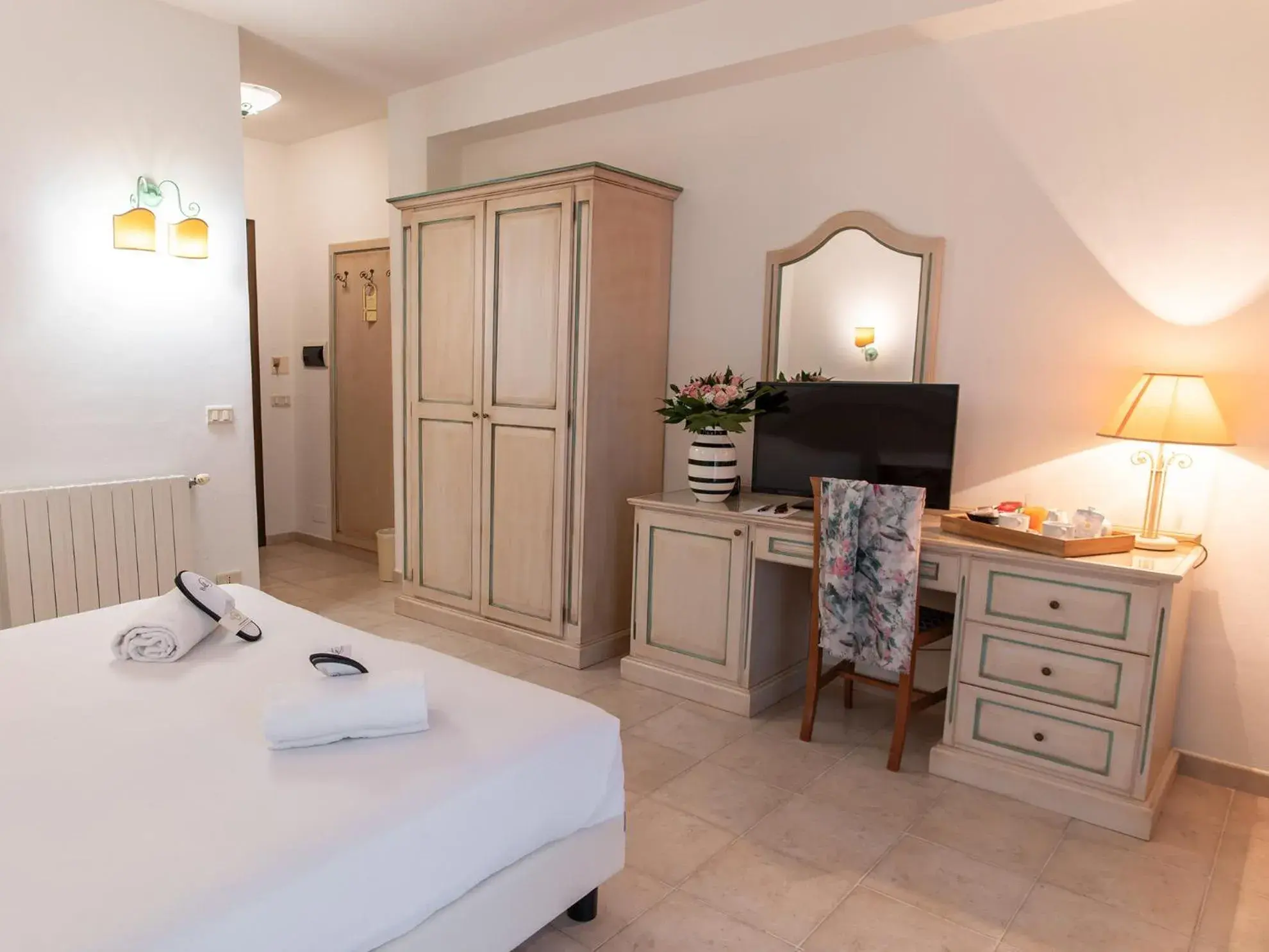 Photo of the whole room, Bed in Toscana Wellness Resort Photo of the whole room, Bed in Toscana Wellness Resort