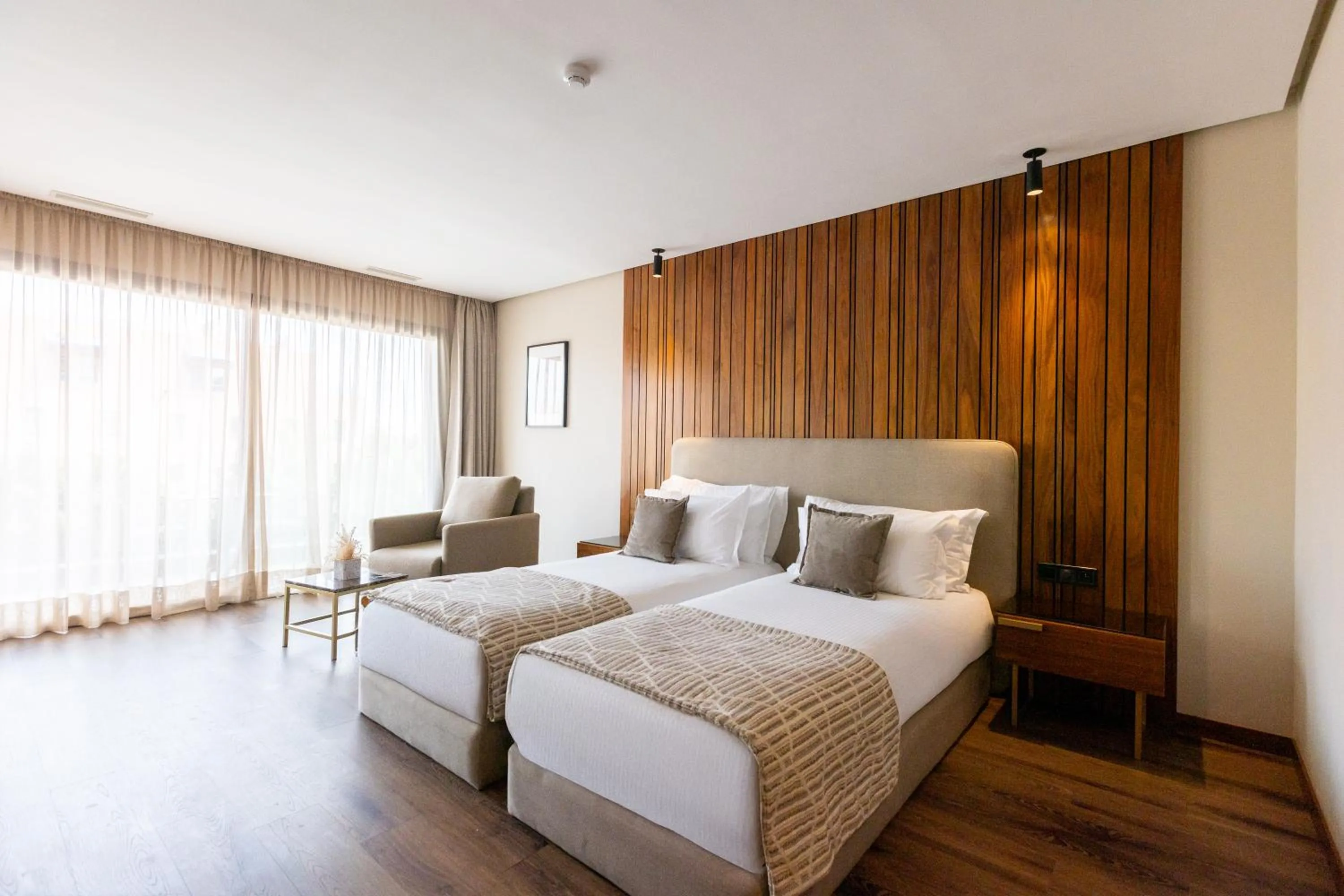 Bed in Longue vie Hotels