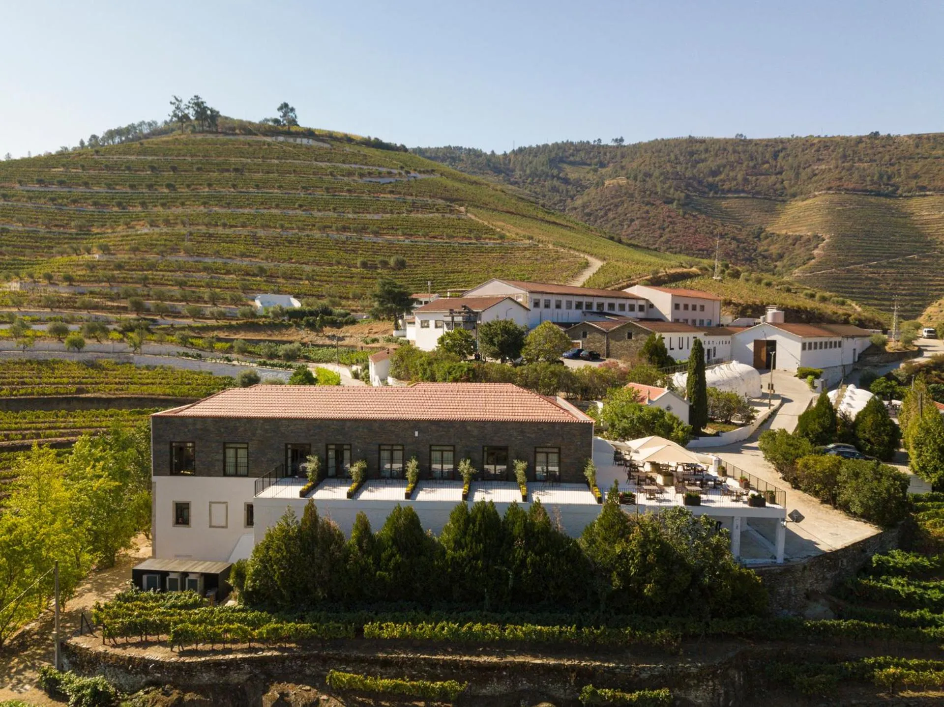 Property building in Quinta São Luiz The Vine House Douro