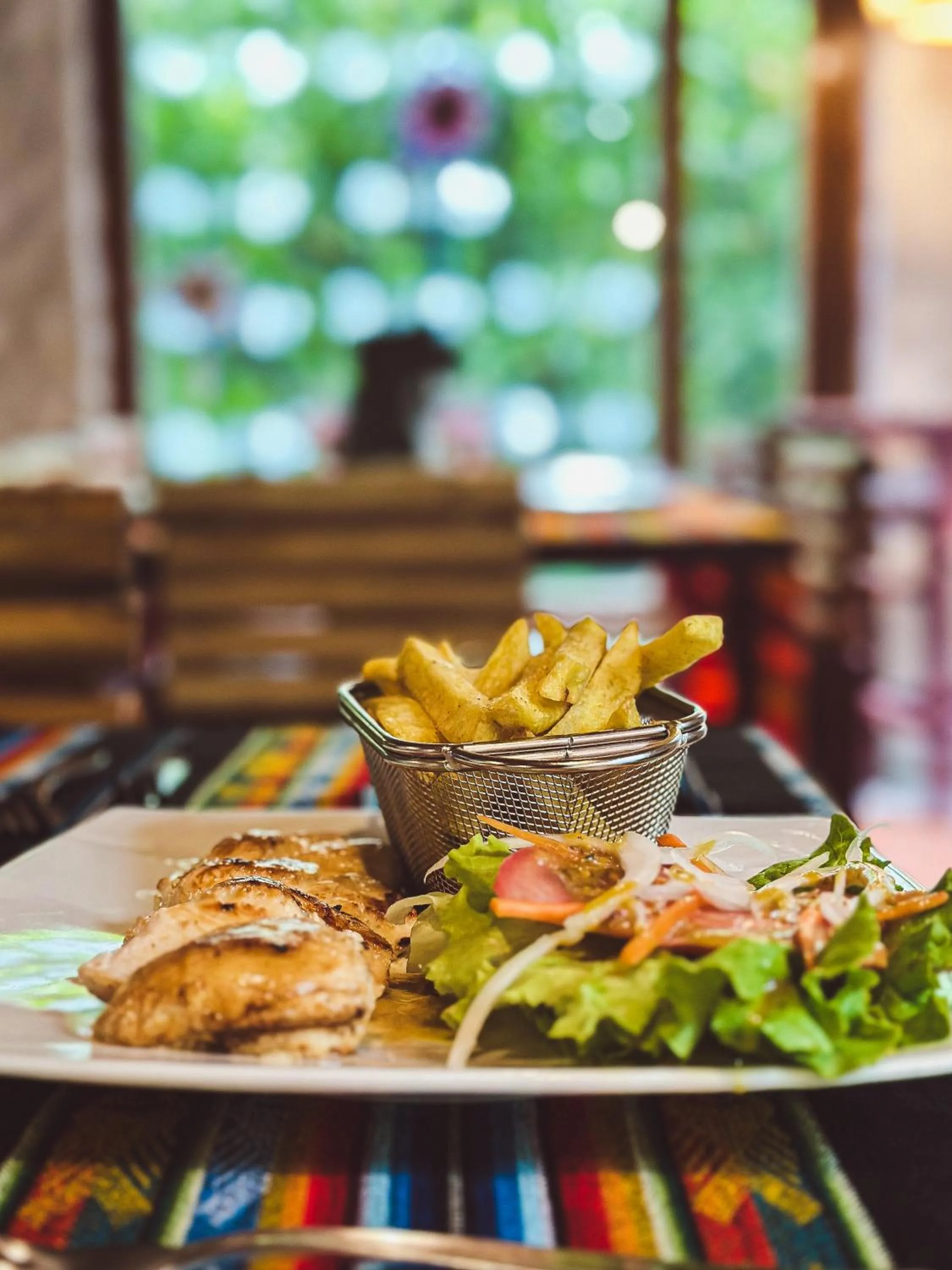 Food and drinks in Hotel El Abrazo del Arbol