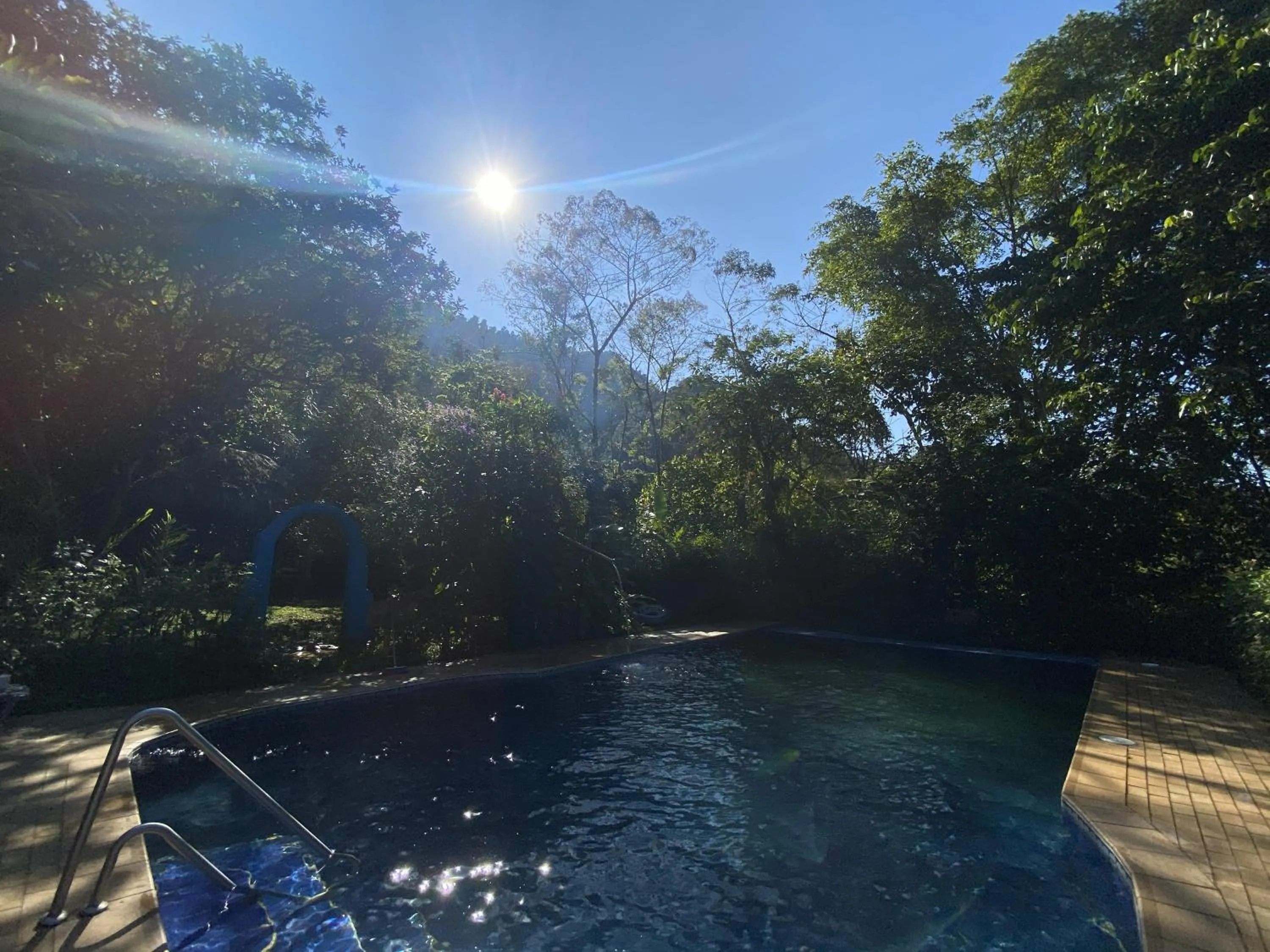 Swimming pool in Hotel El Abrazo del Arbol