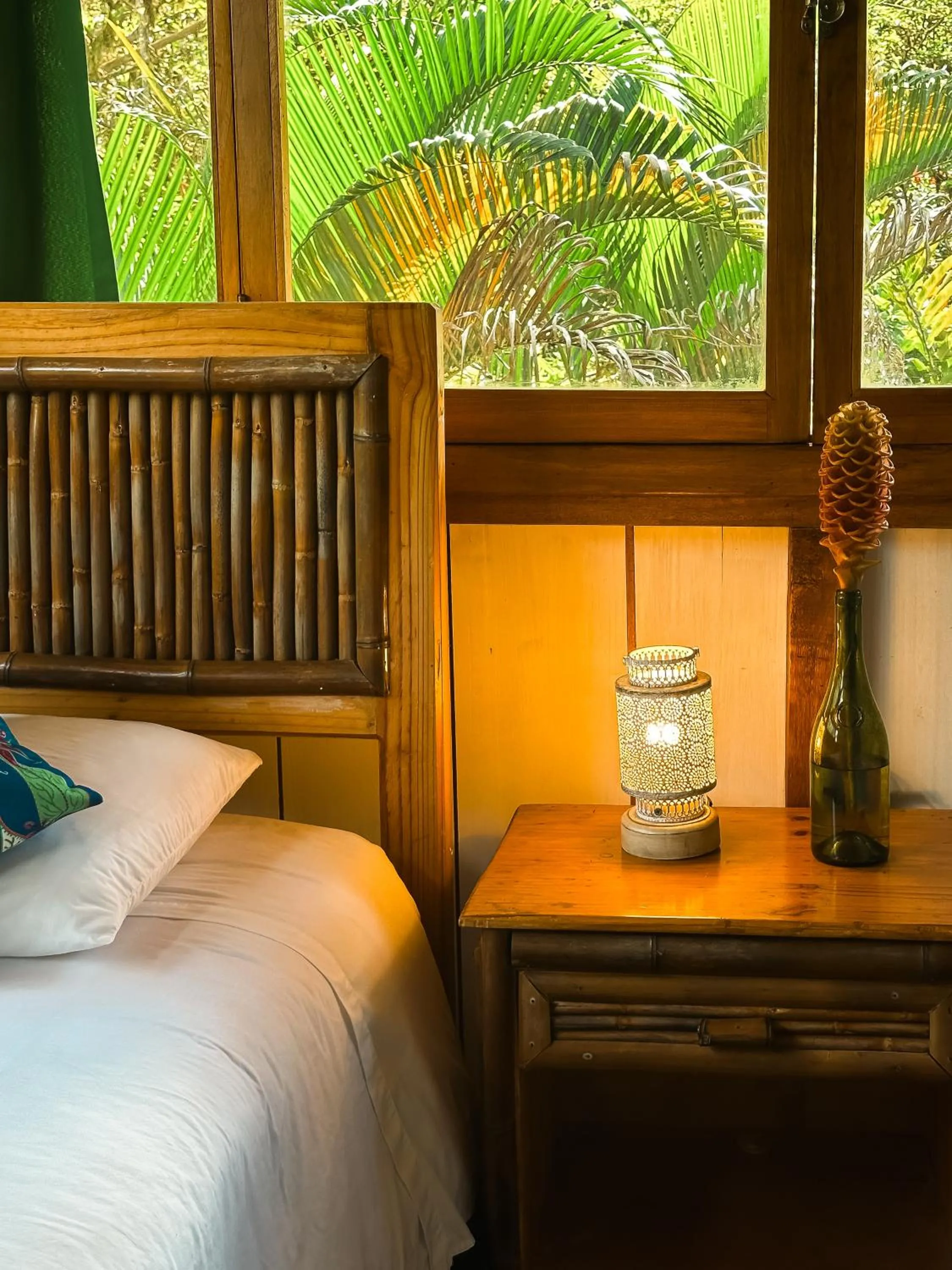 Bed in Hotel El Abrazo del Arbol