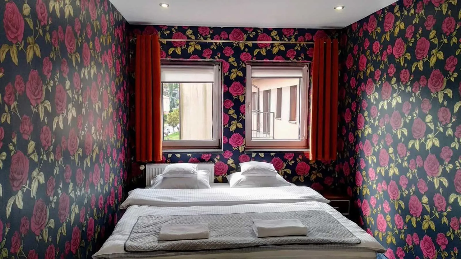 Bed in NATA Pokoje Gościnne Restauracja