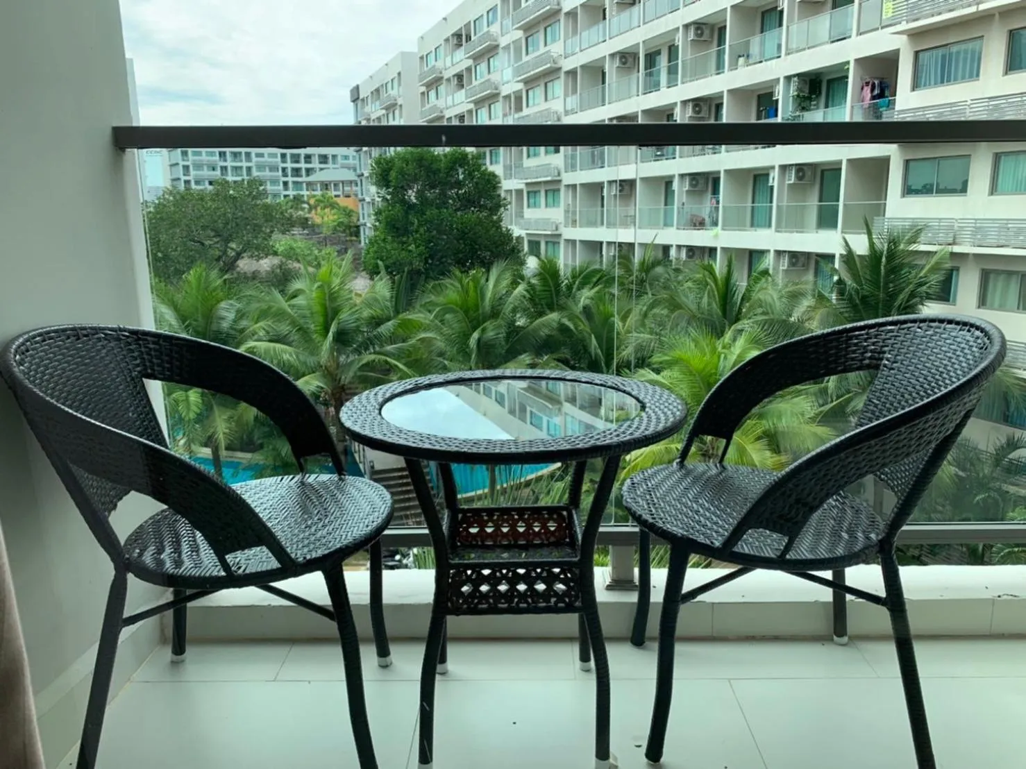 Laguna beach condo resort 3 maldives pattaya pool view ลากูน่า บีช คอนโด รีสอร์ต 3 พัทยา