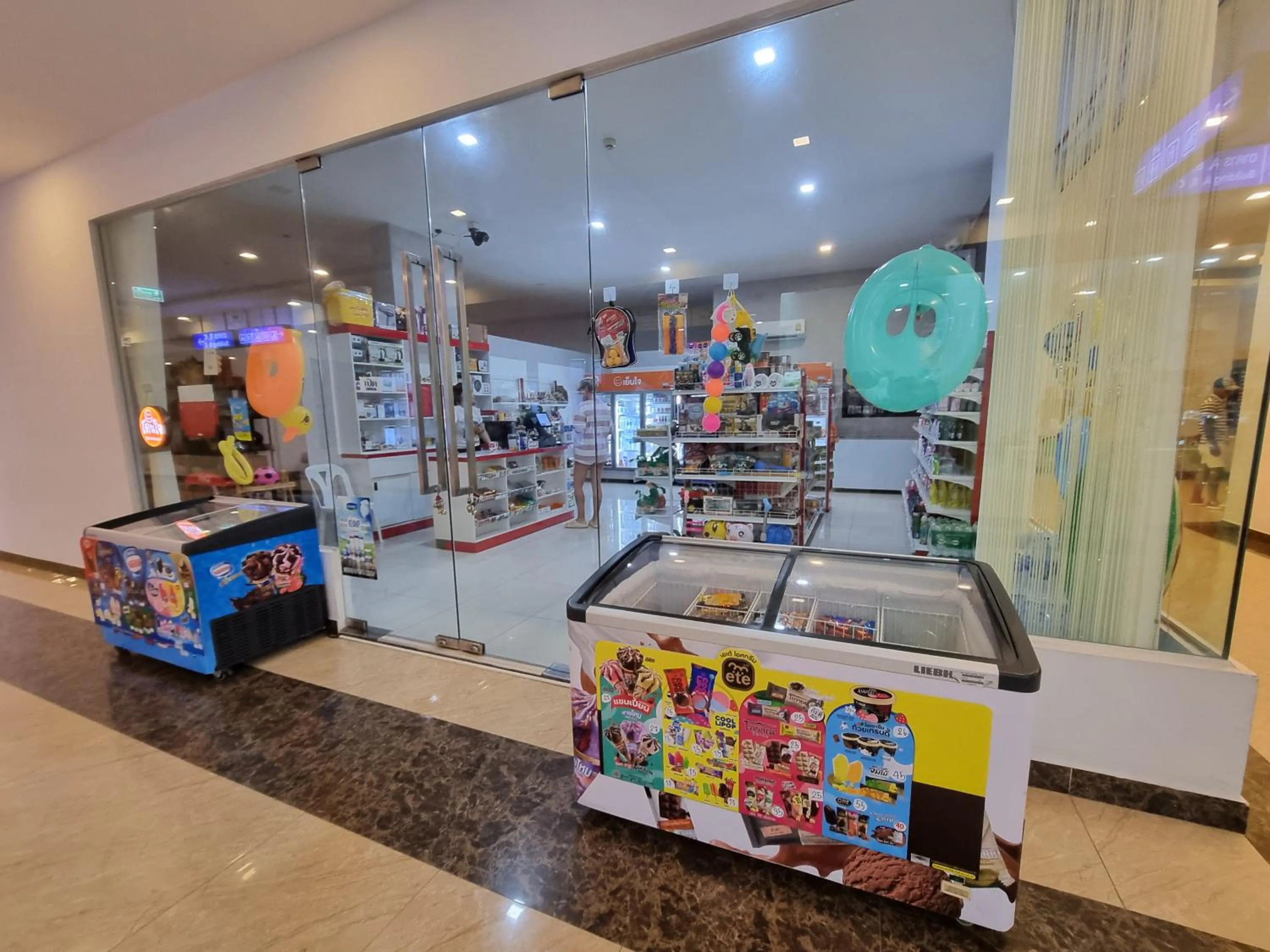 Laguna beach condo resort 3 maldives pattaya pool view ลากูน่า บีช คอนโด รีสอร์ต 3 พัทยา