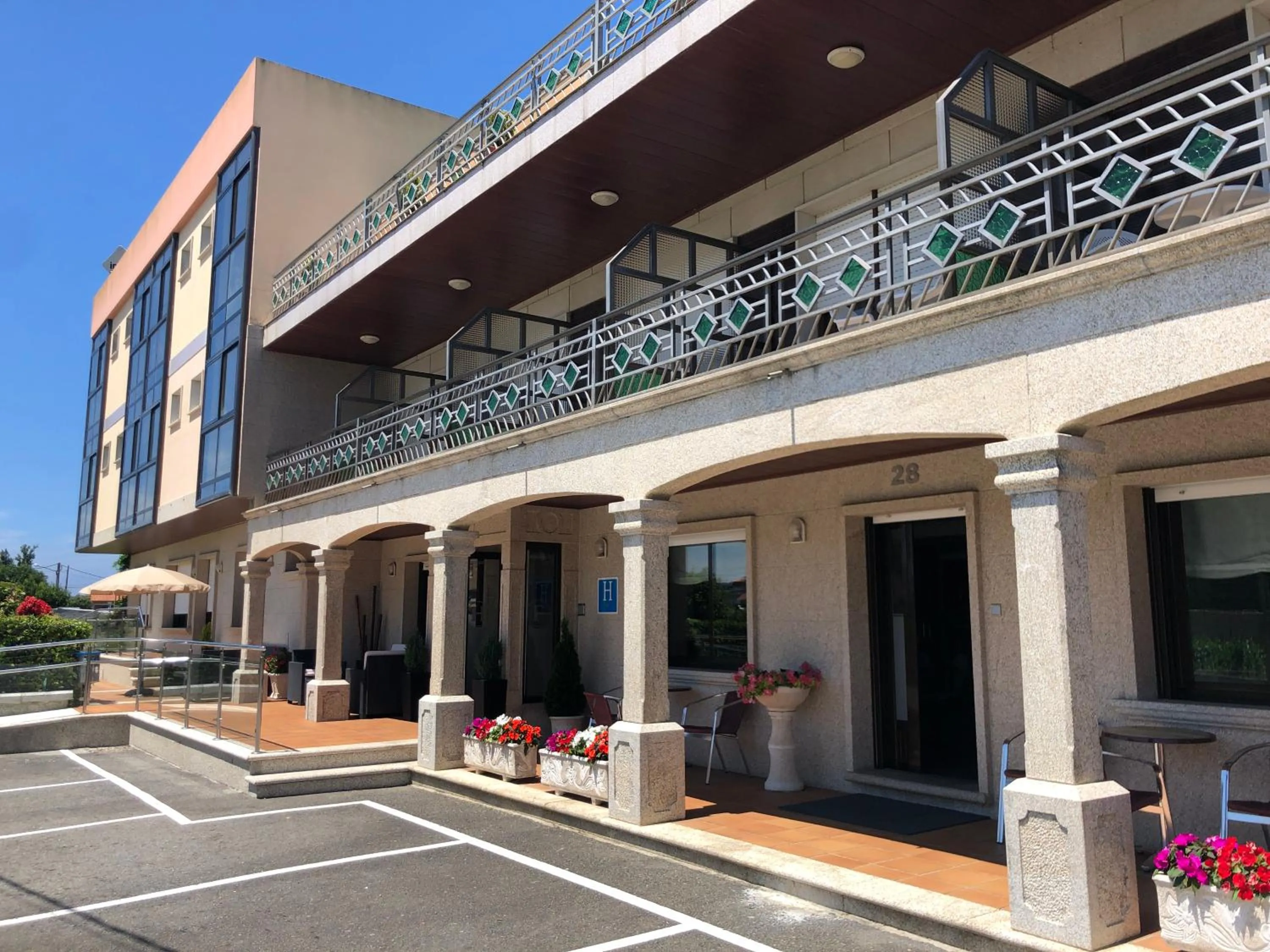 Property building in Hotel Florida