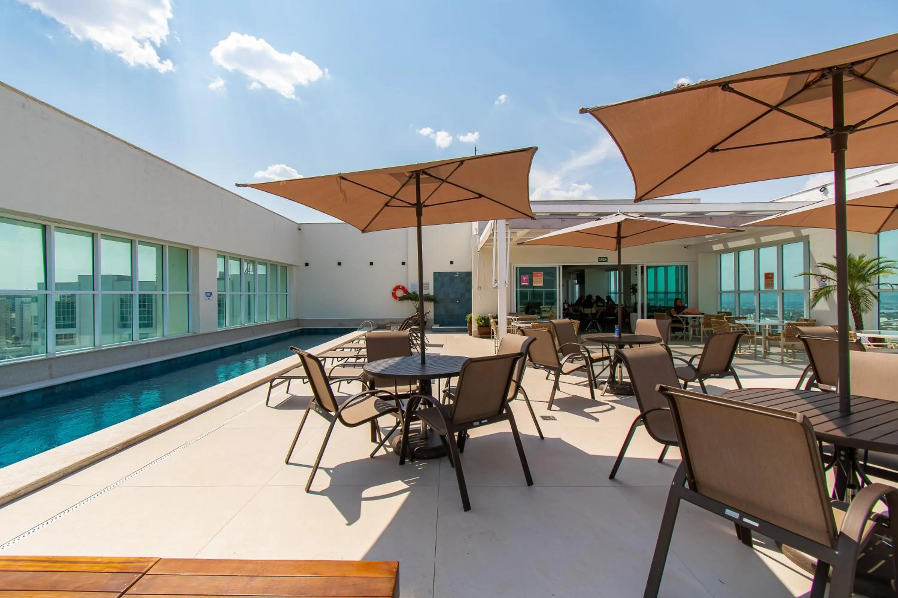 Swimming pool in BSB STAY Premium Flats Particulares - Saint Moritz