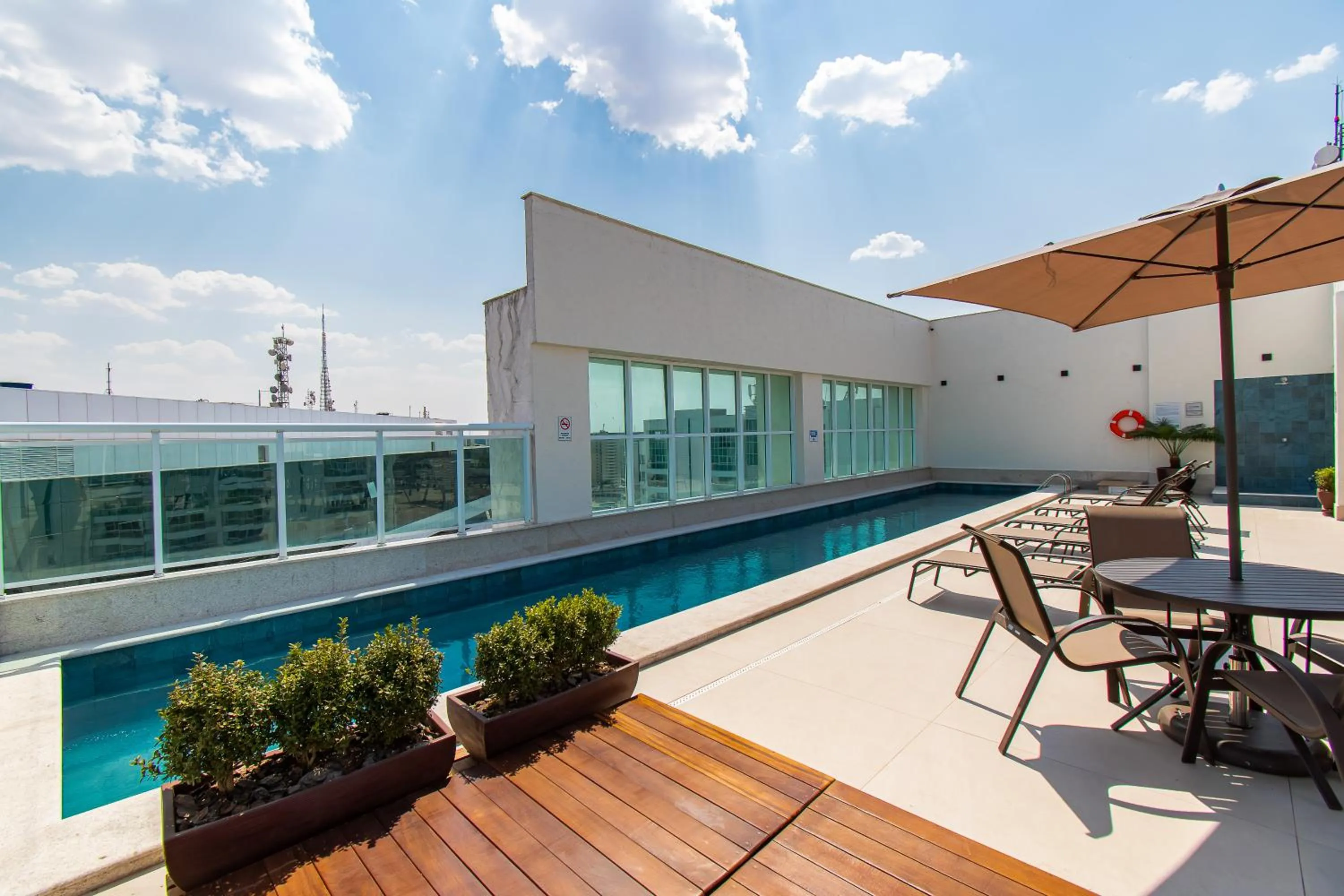 Swimming pool in BSB STAY Premium Flats Particulares - Saint Moritz