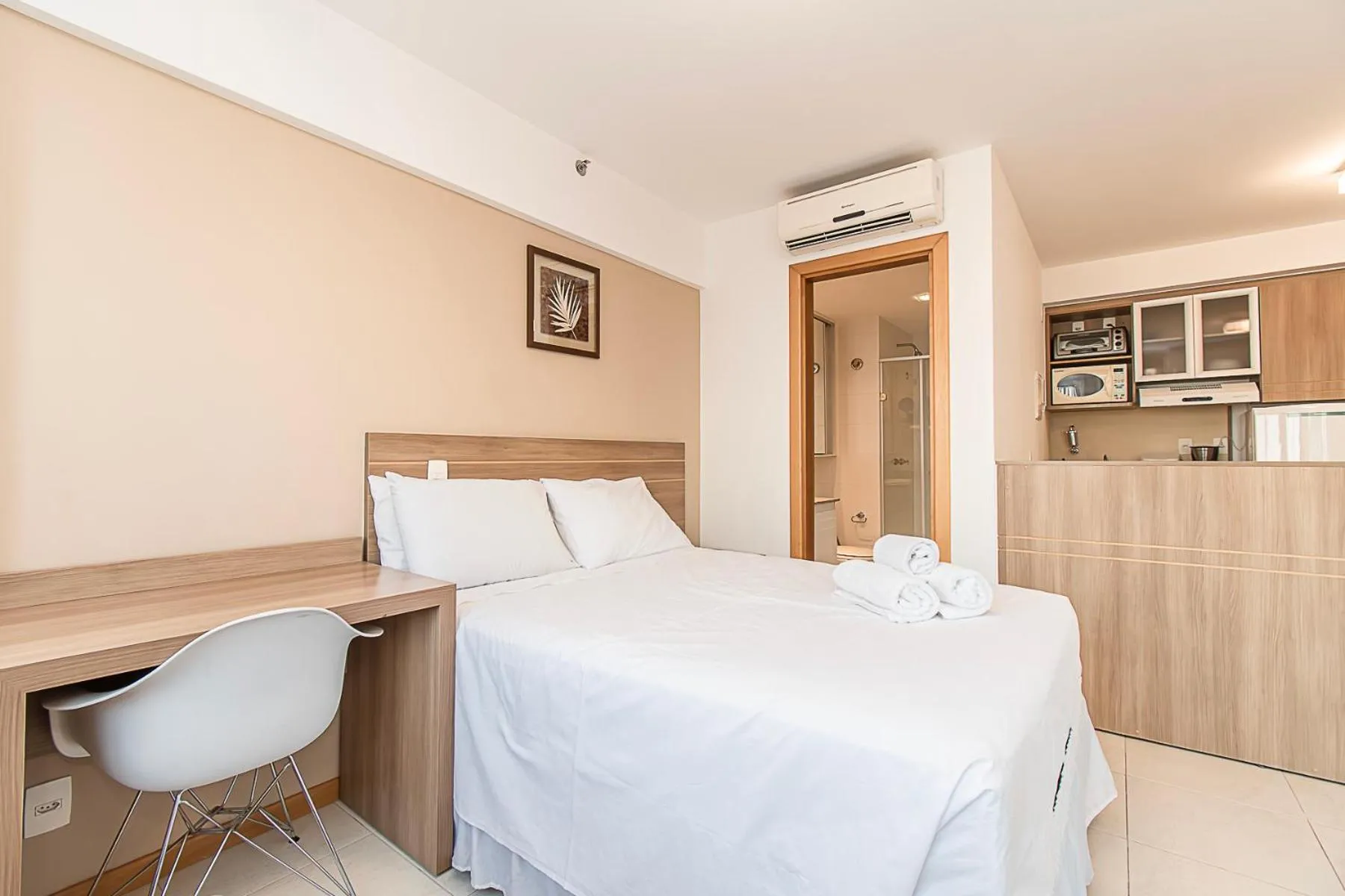 Bedroom, Bed in BSB STAY Premium Flats Particulares - Saint Moritz