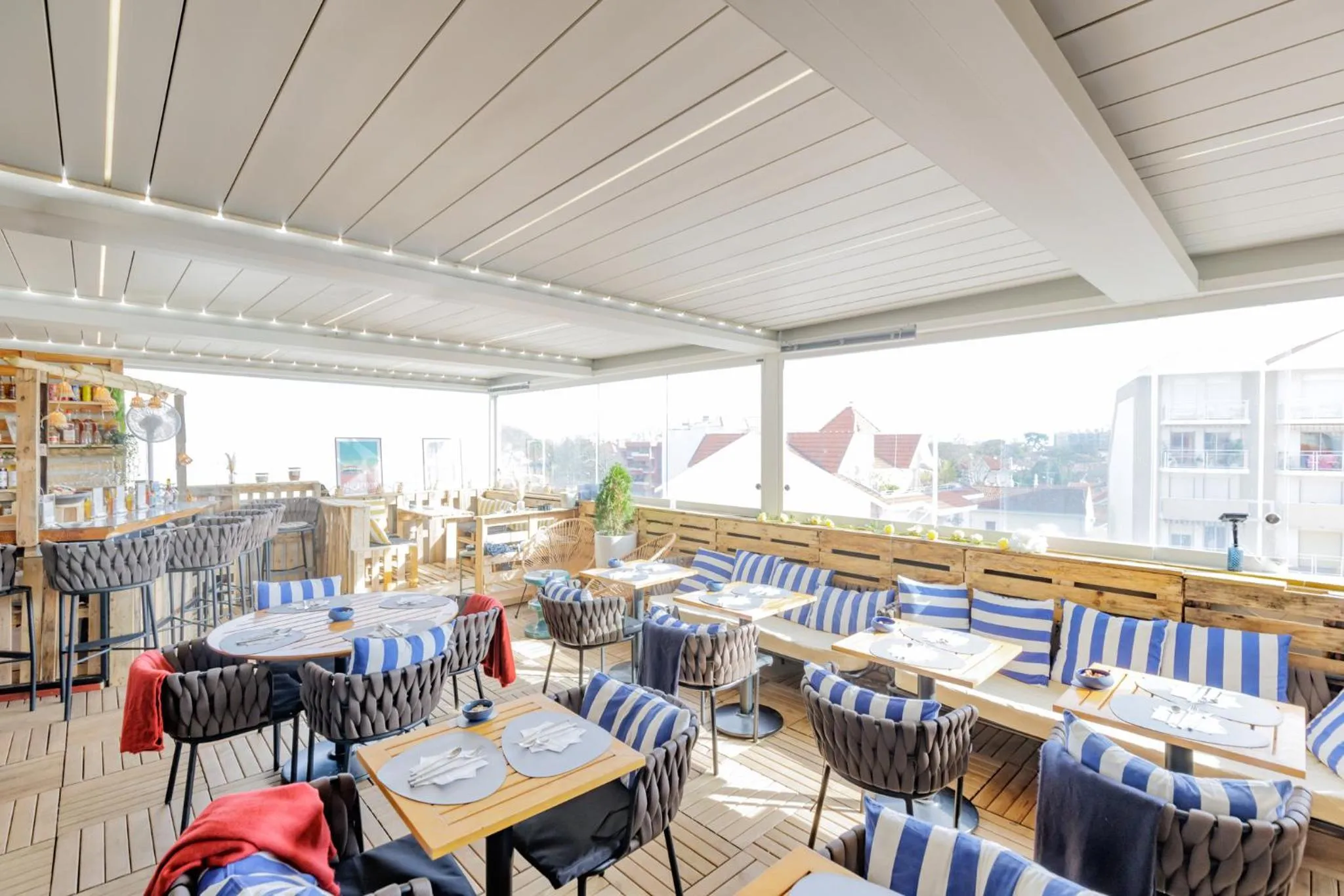 Lounge or bar in Urban Style Victoria Boutique Hotel