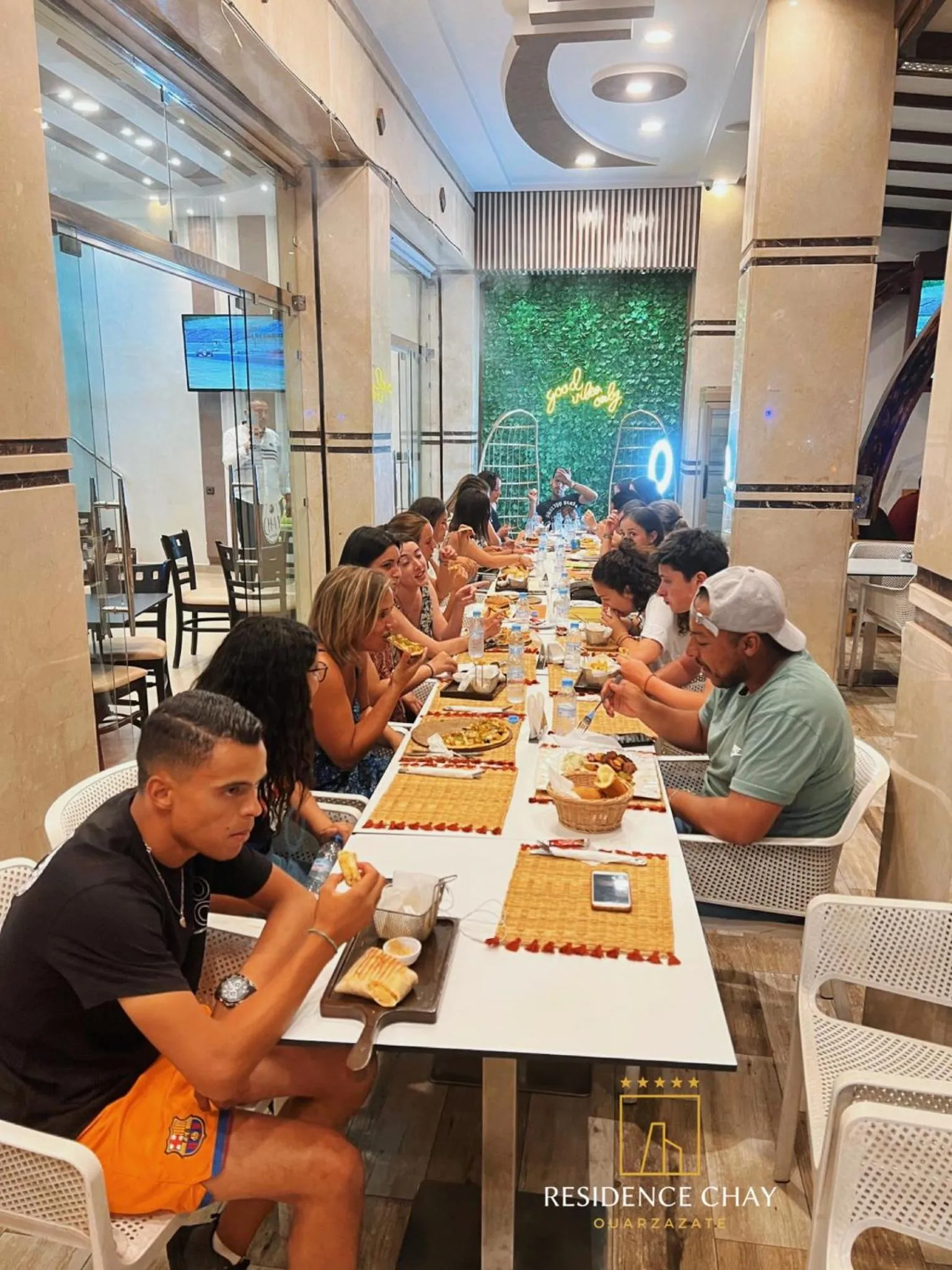 Restaurant/places to eat in Residence Chay - Luxury Appart