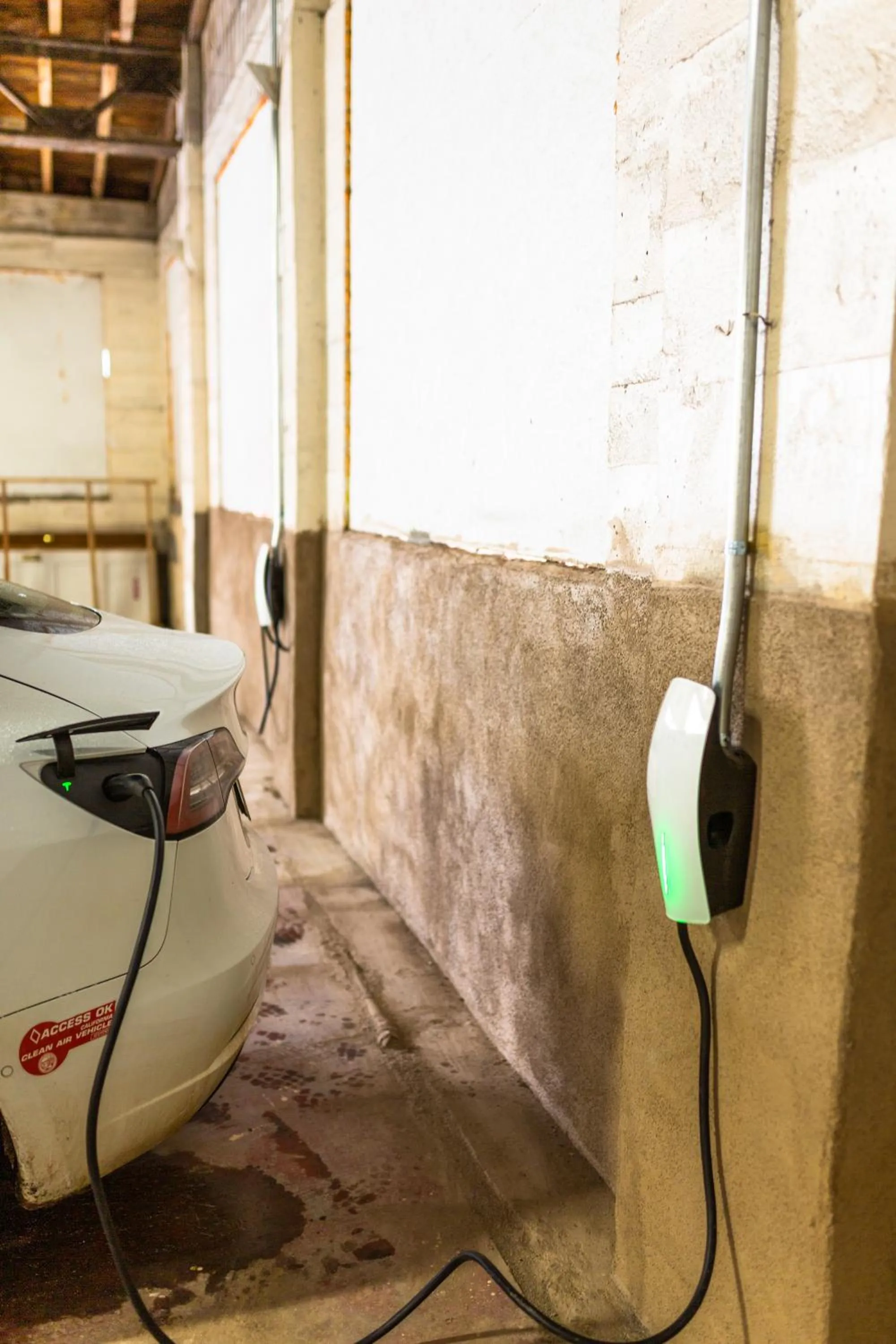 Parking in Two Sunsets Hotel