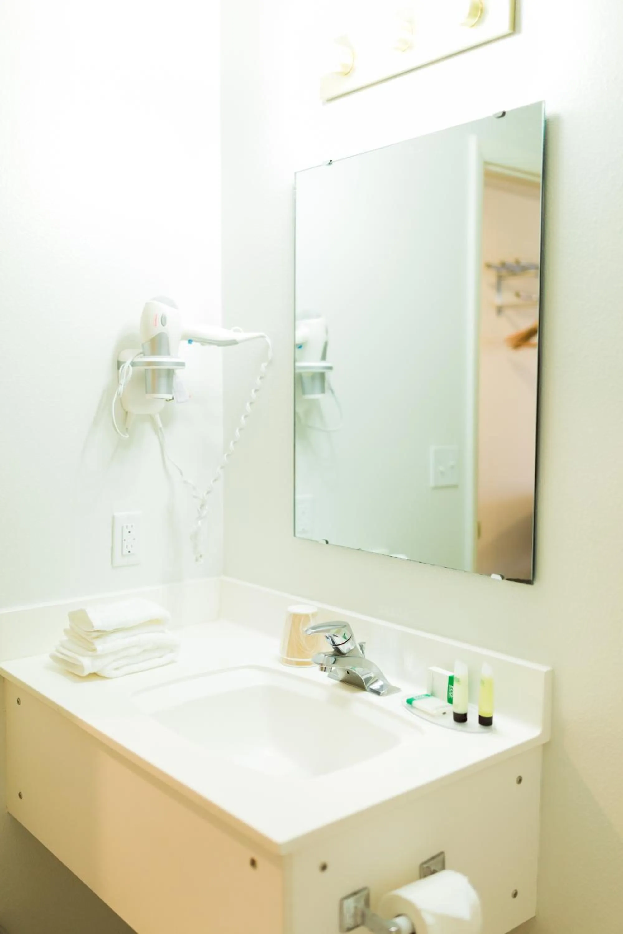 Bathroom in Two Sunsets Hotel