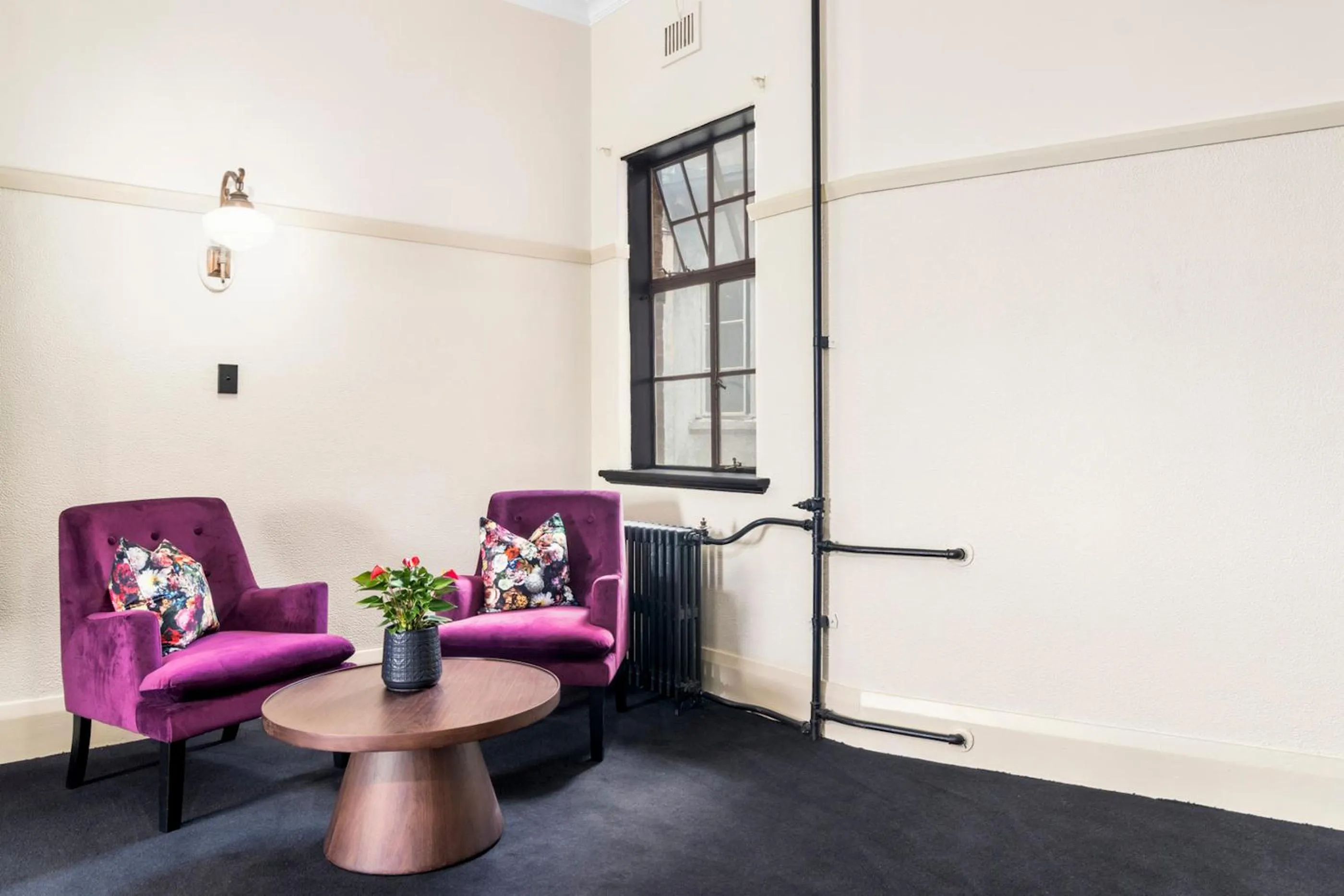 Seating area in Hotel Queanbeyan Canberra
