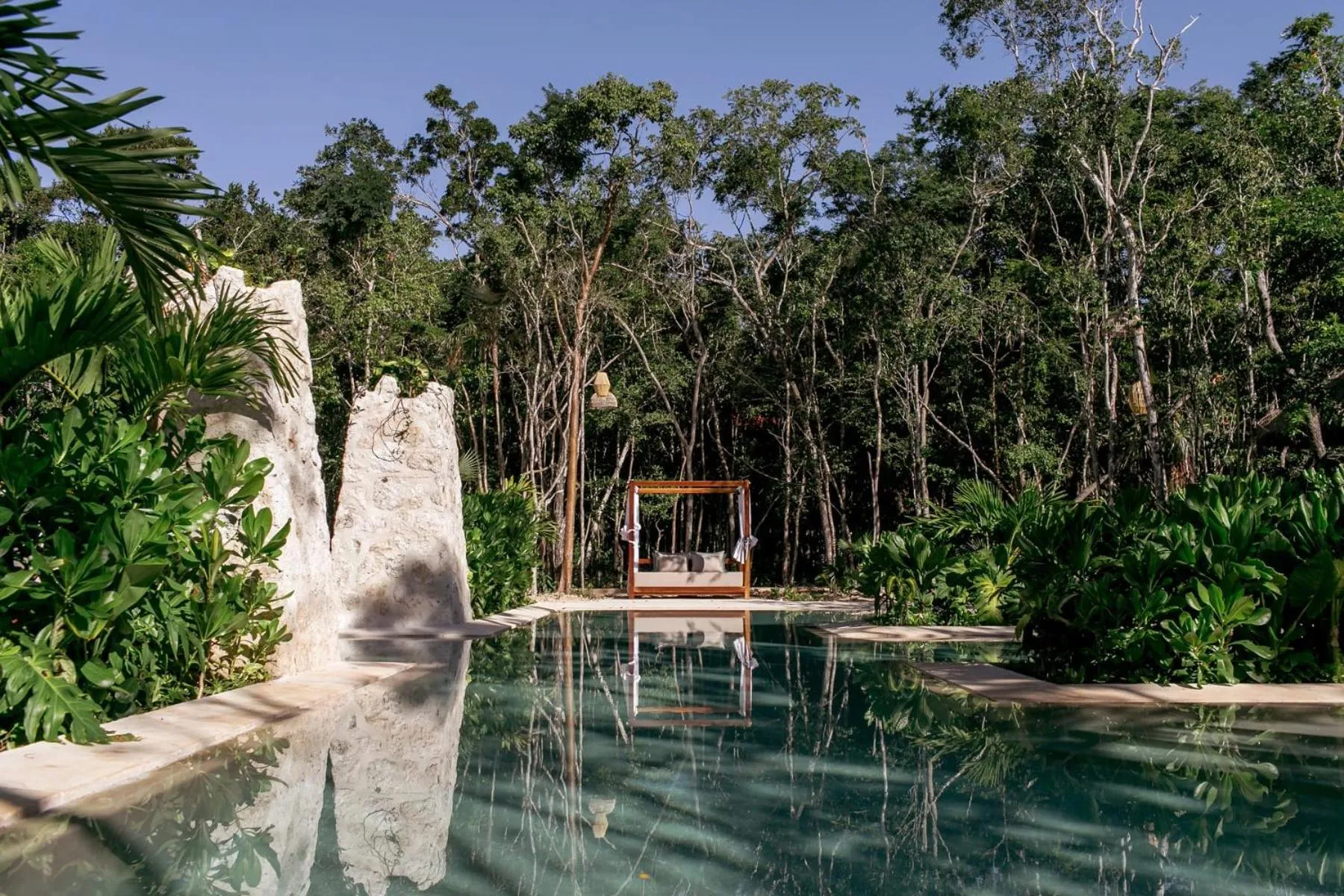 Swimming pool in Lumina at LOSANTOS Tulum