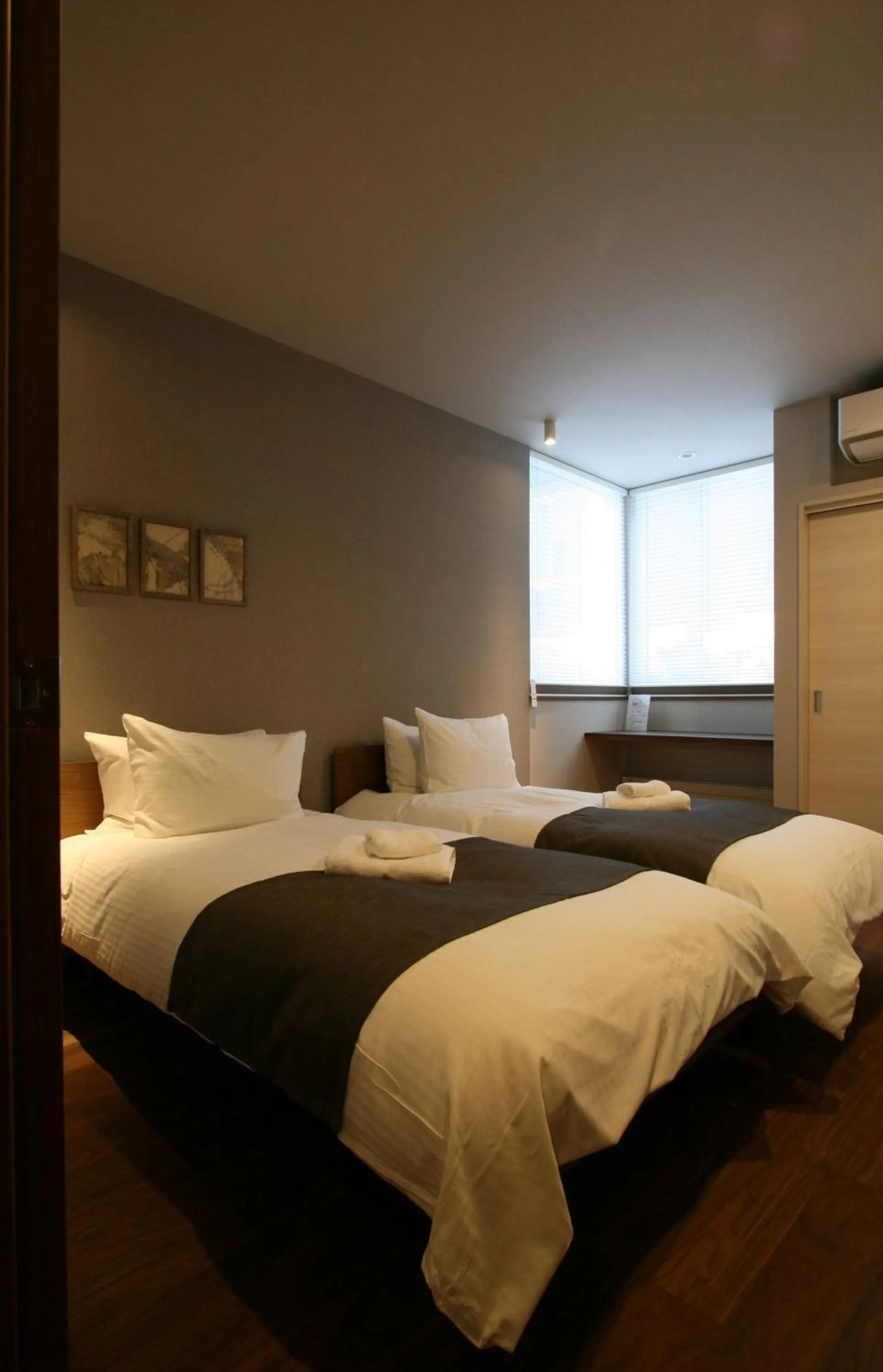 Bedroom, Bed in Orchid Furano