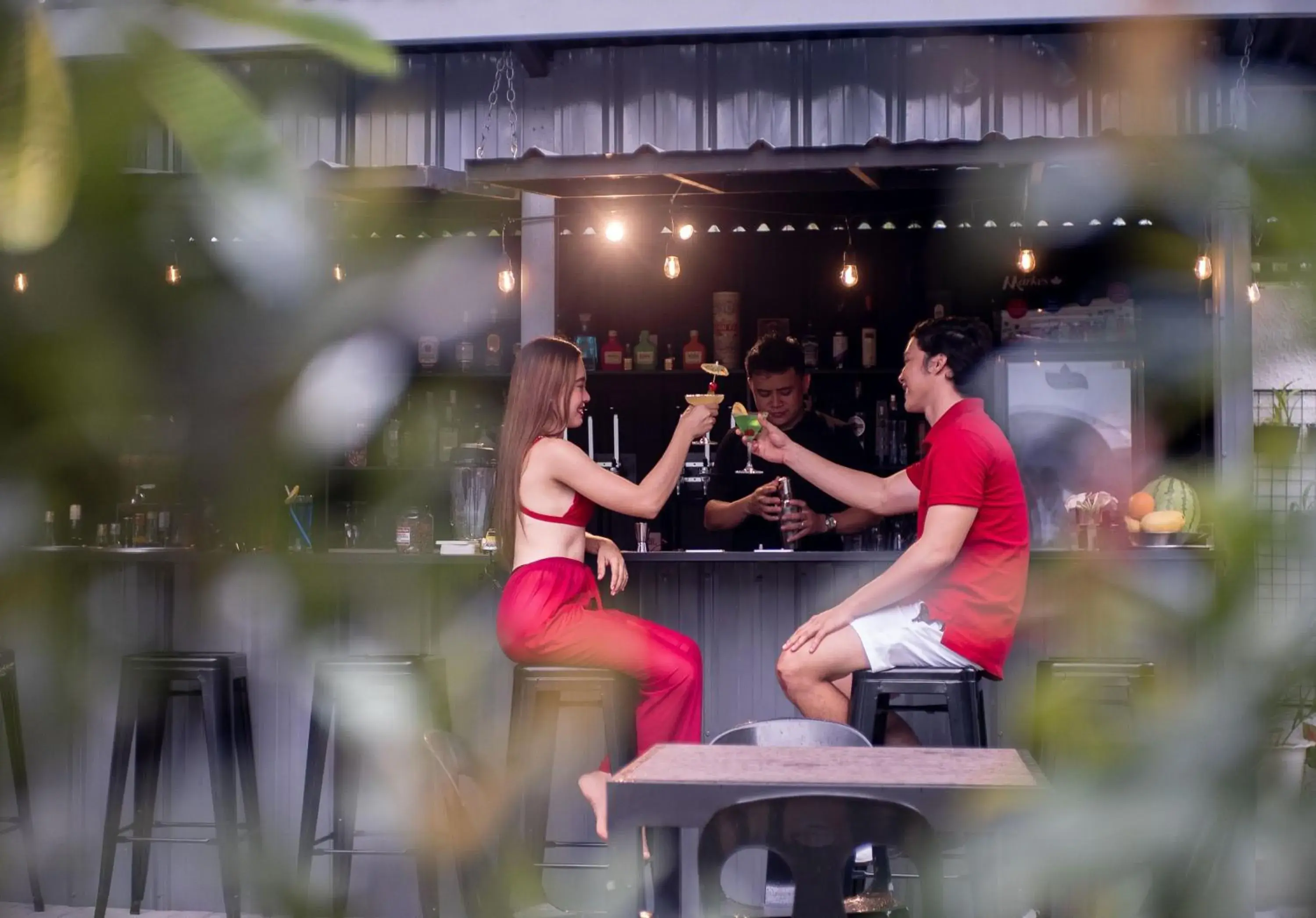 Lounge or bar in Thistle Inn Lounge or bar in Thistle Inn