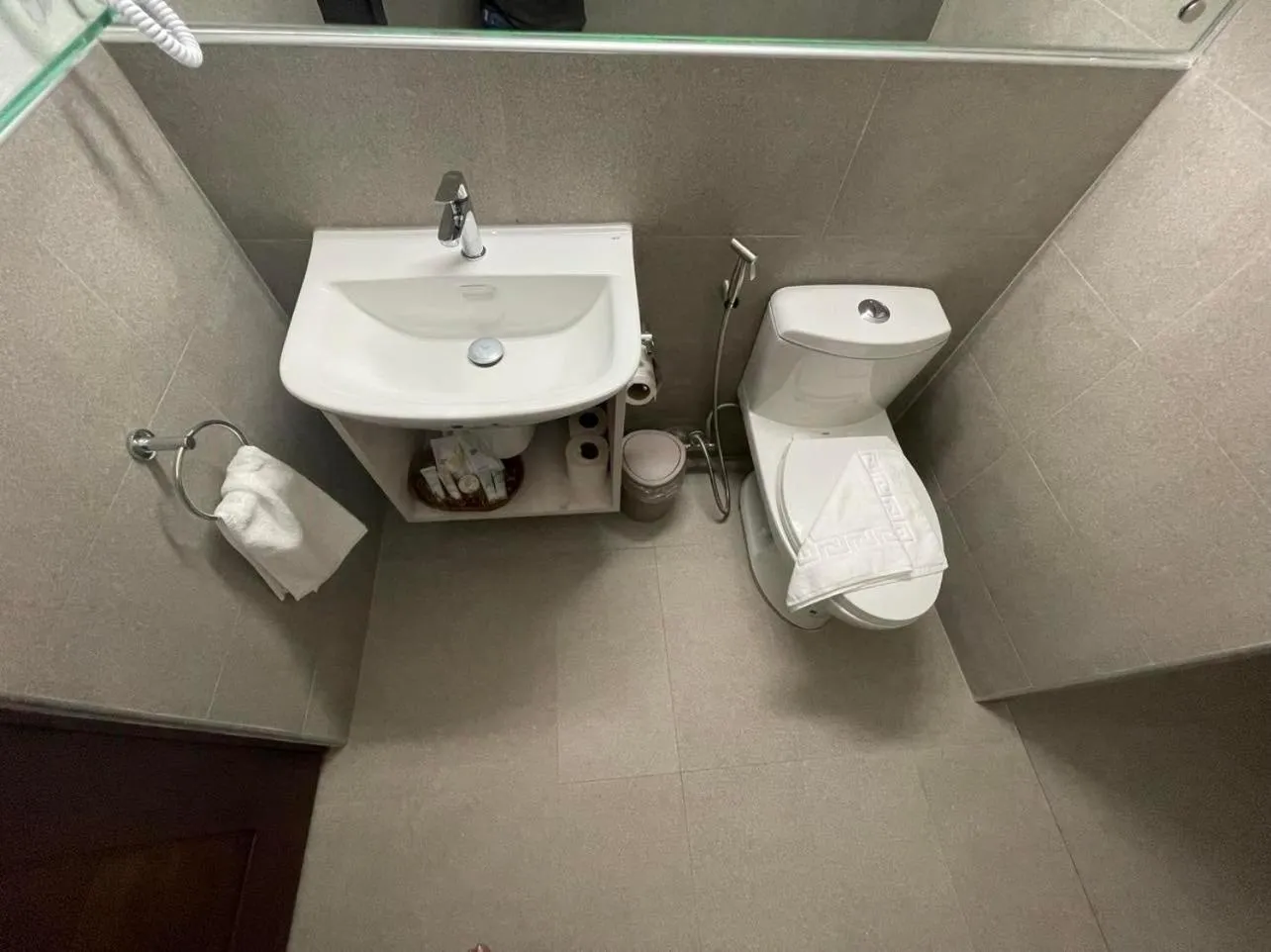 Bathroom in Thistle Inn