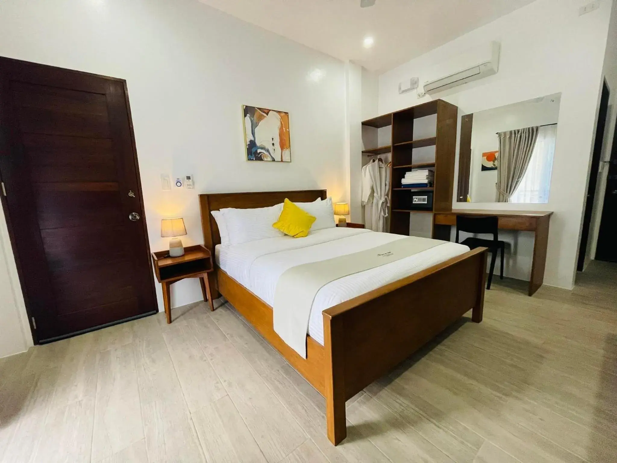 Bedroom, Bed in Thistle Inn Bedroom, Bed in Thistle Inn