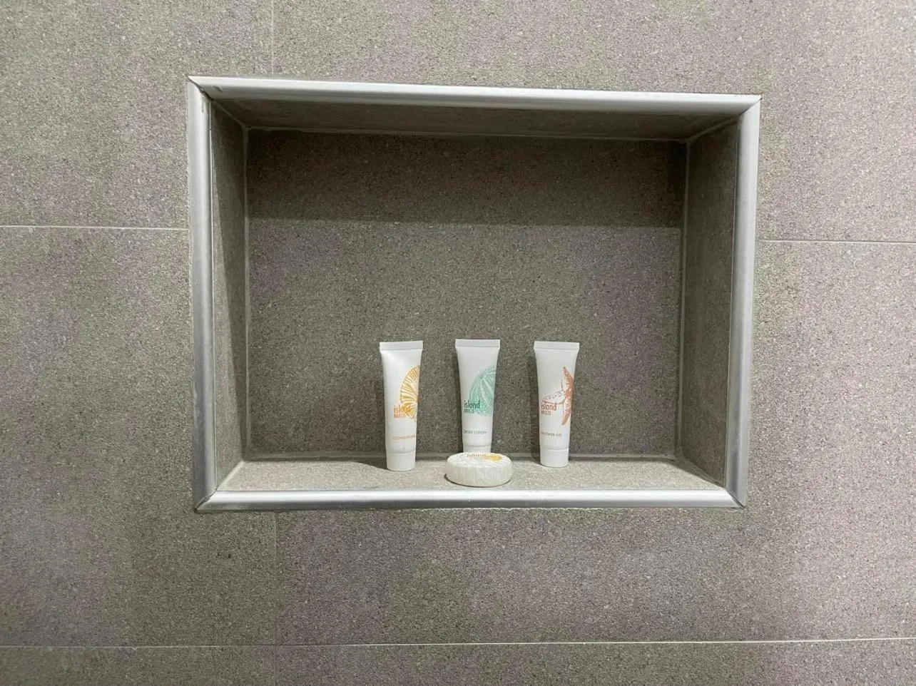 Bathroom in Thistle Inn