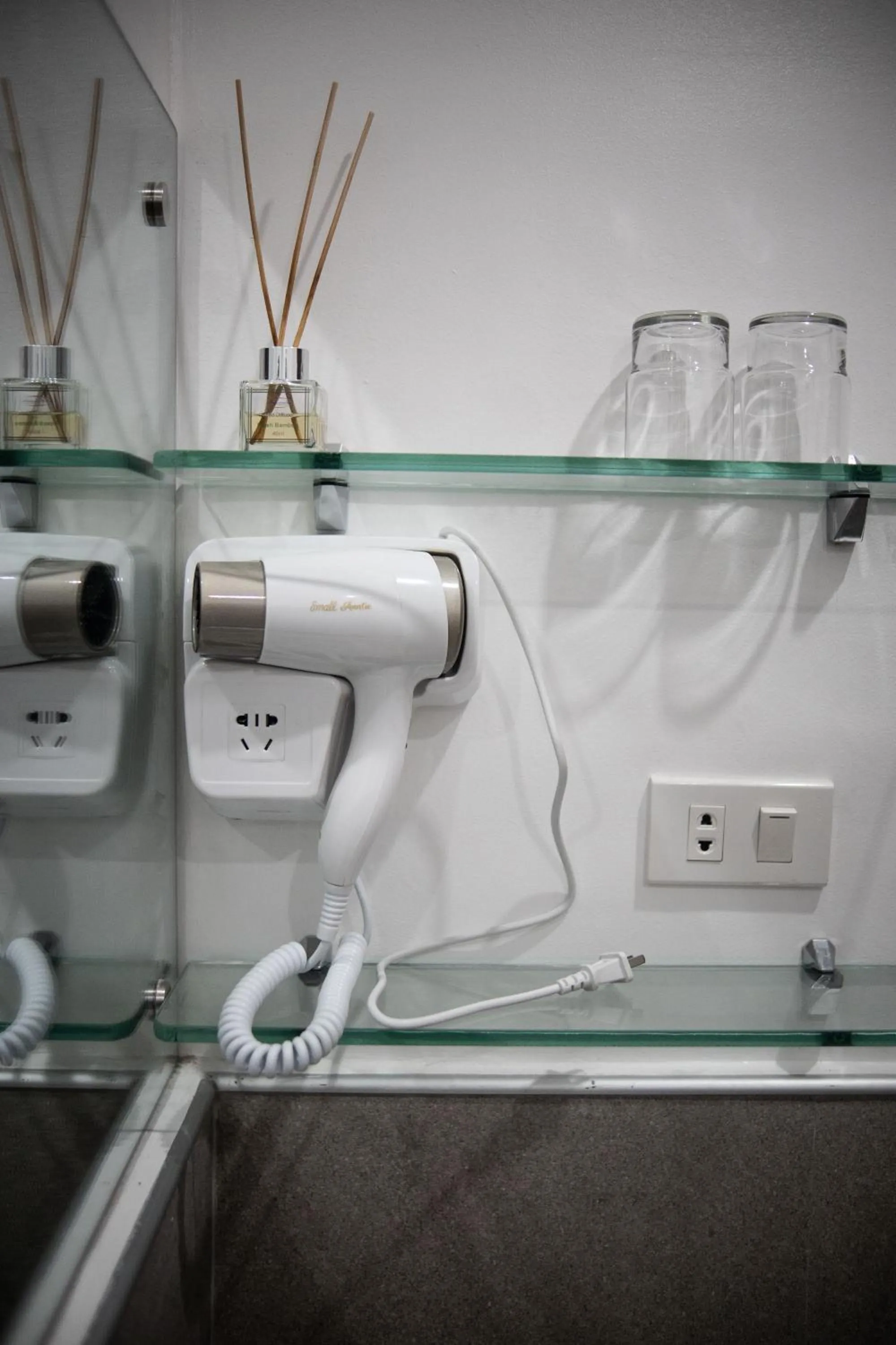 Bathroom in Thistle Inn