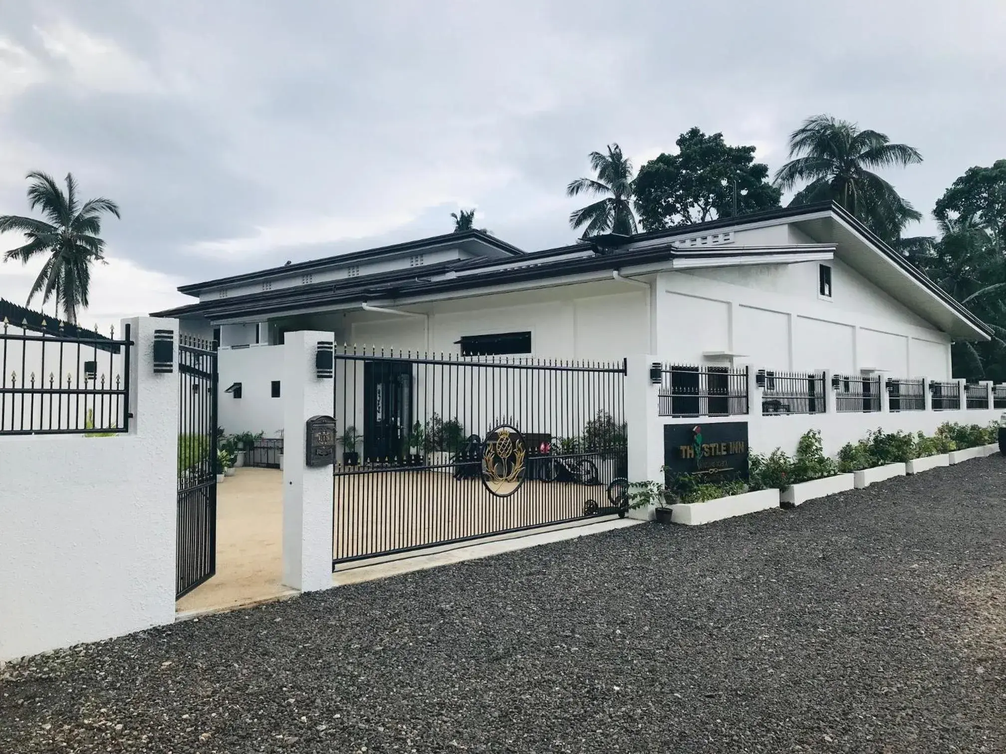 Property building in Thistle Inn Property building in Thistle Inn