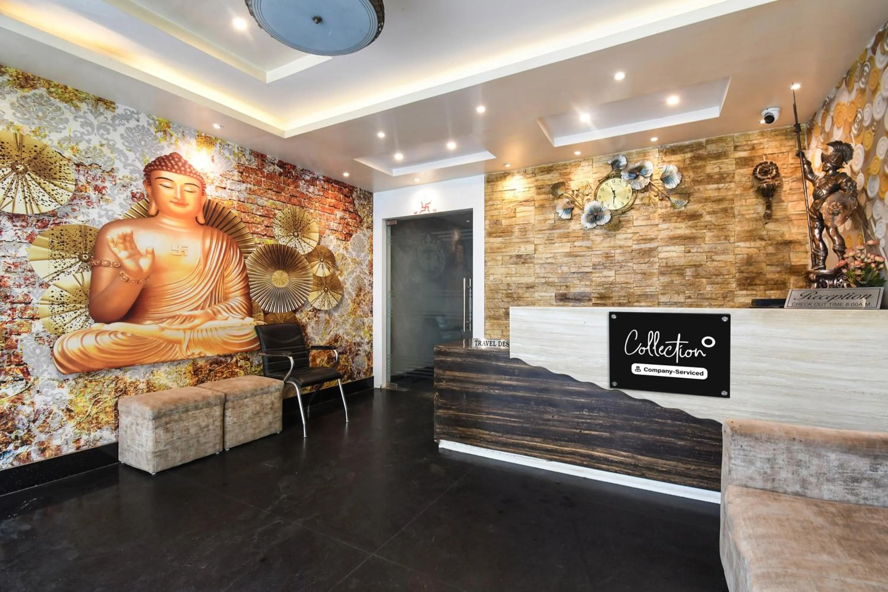 Lobby or reception in Super Collection O Paschim Dwar Near Jagannath Temple Formerly Hotel Subhadarshan