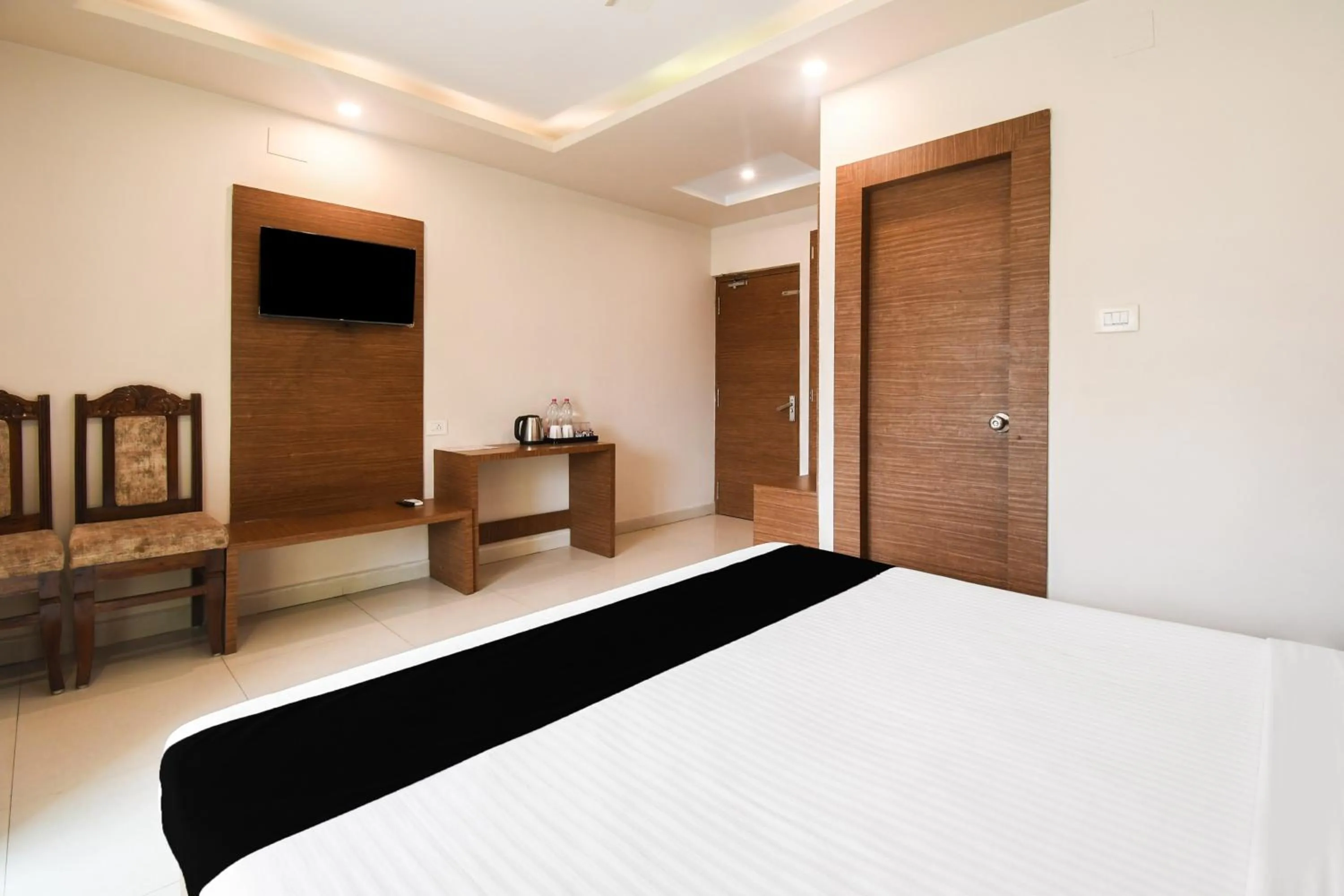 Bedroom, Bed in Super Collection O Paschim Dwar Near Jagannath Temple Formerly Hotel Subhadarshan