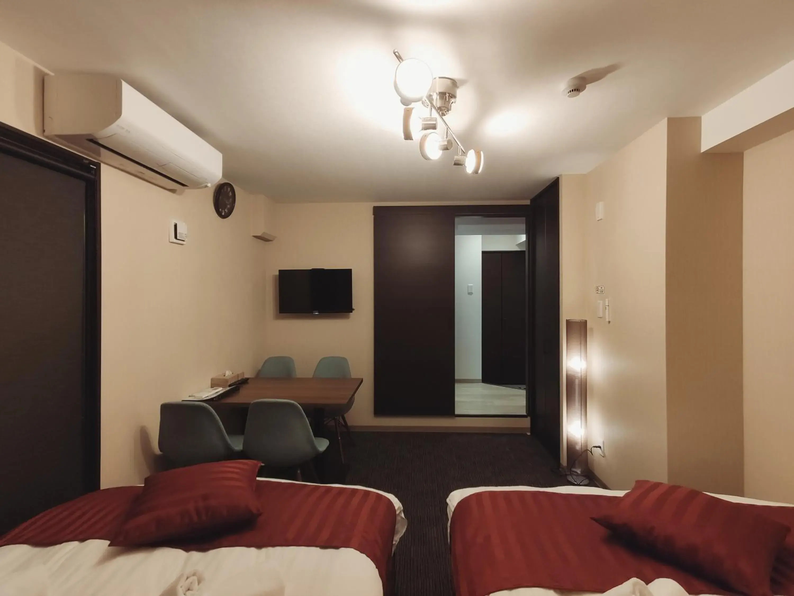 Photo of the whole room, Bed in West Japan Kyoto Kiyomizu Photo of the whole room, Bed in West Japan Kyoto Kiyomizu