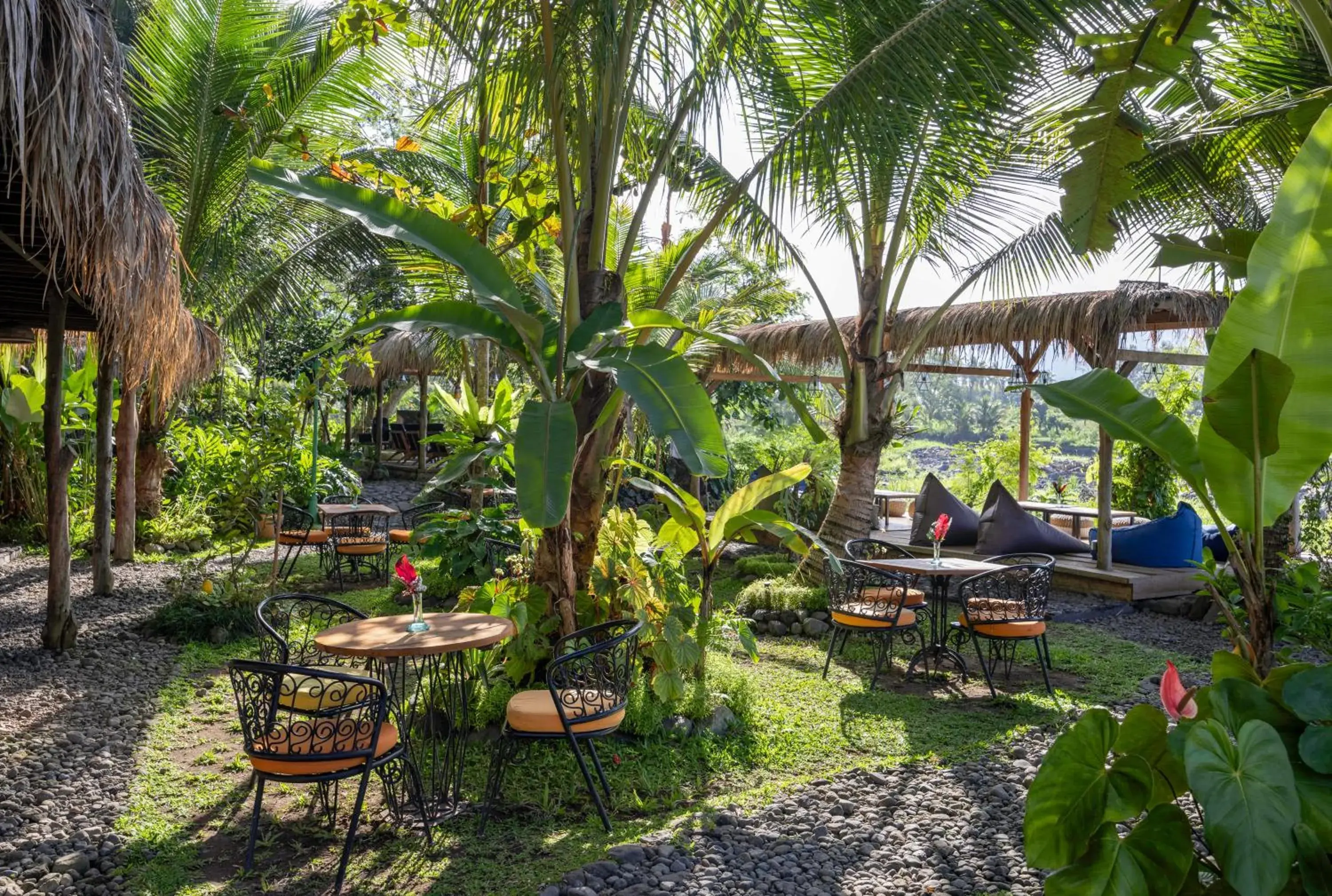 Restaurant/places to eat in Natya River Sidemen Restaurant/places to eat in Natya River Sidemen