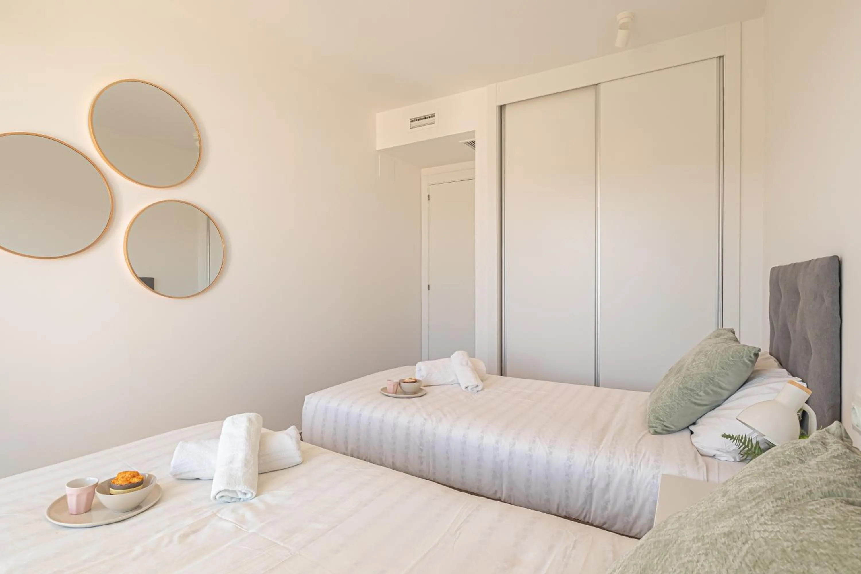 Bedroom, Bed in Luxury La Cala With Pool - Happy Rentals