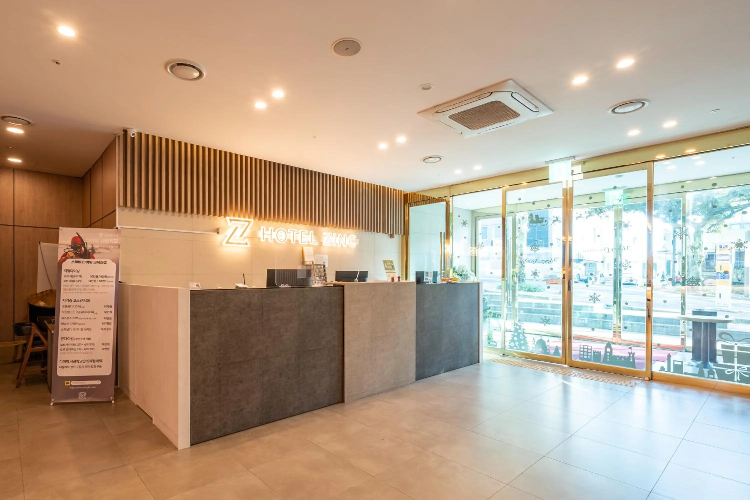 Lobby or reception in Hotel Zinc