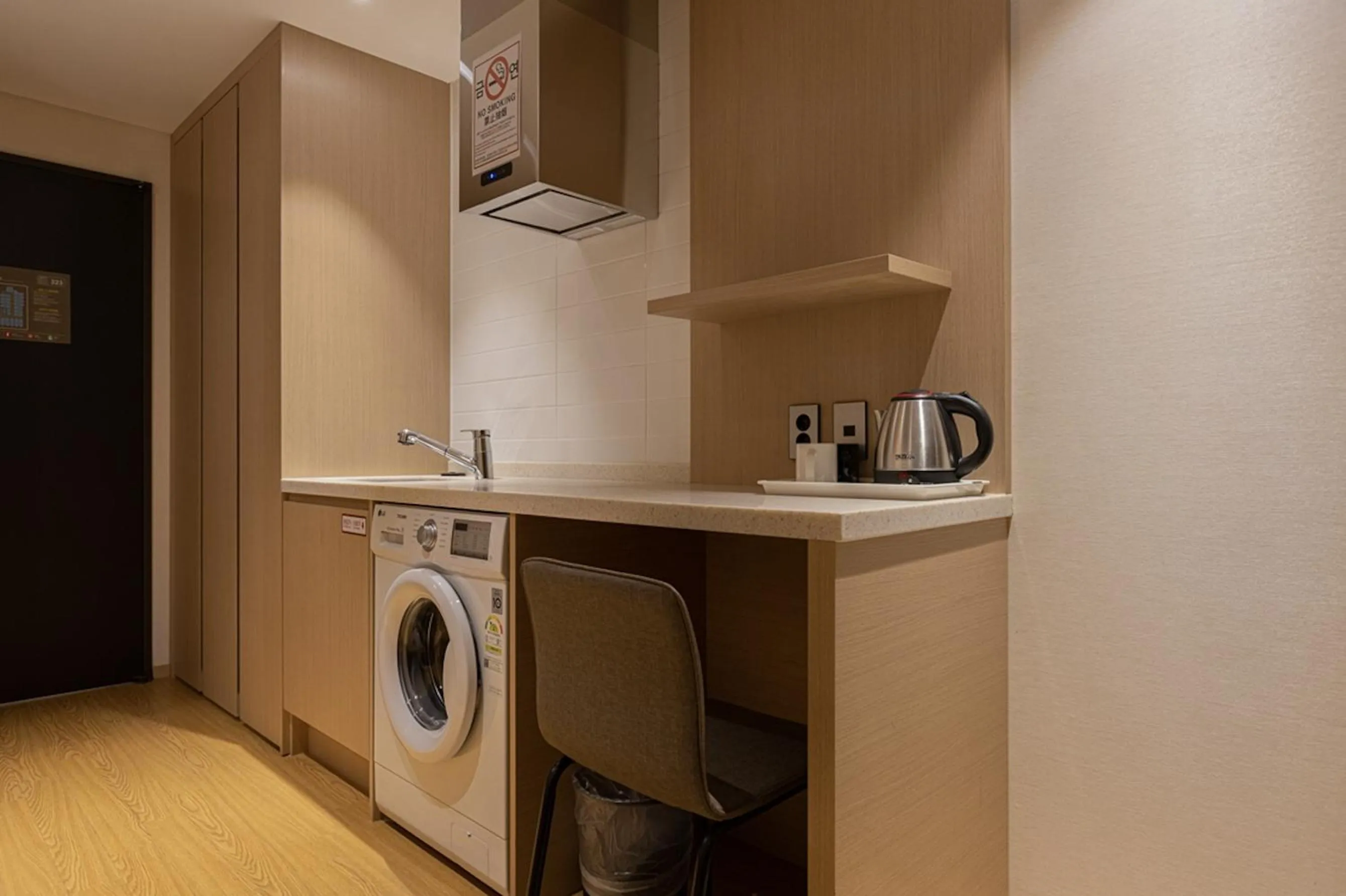 Kitchen or kitchenette in Hotel Zinc
