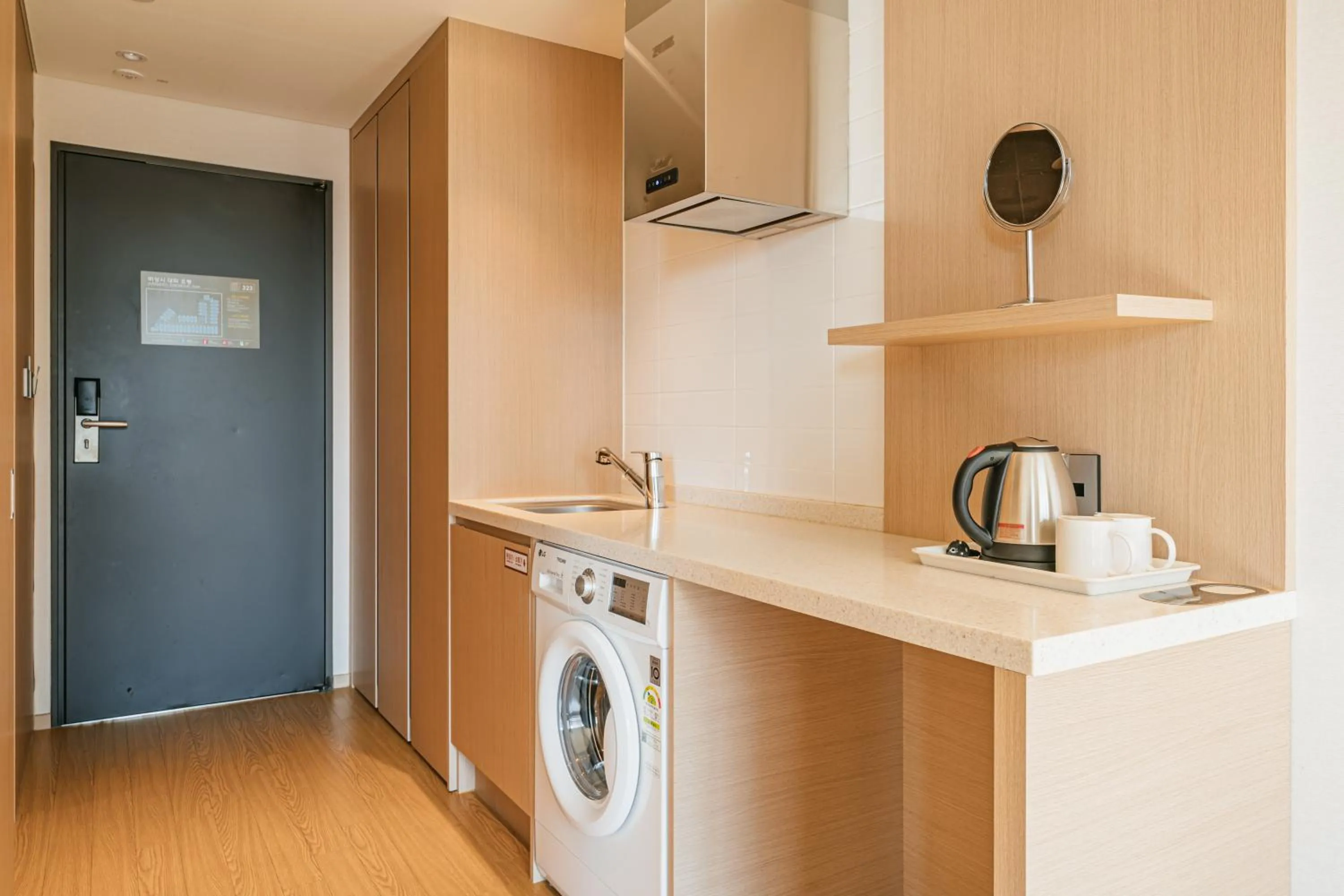 Kitchen or kitchenette in Hotel Zinc