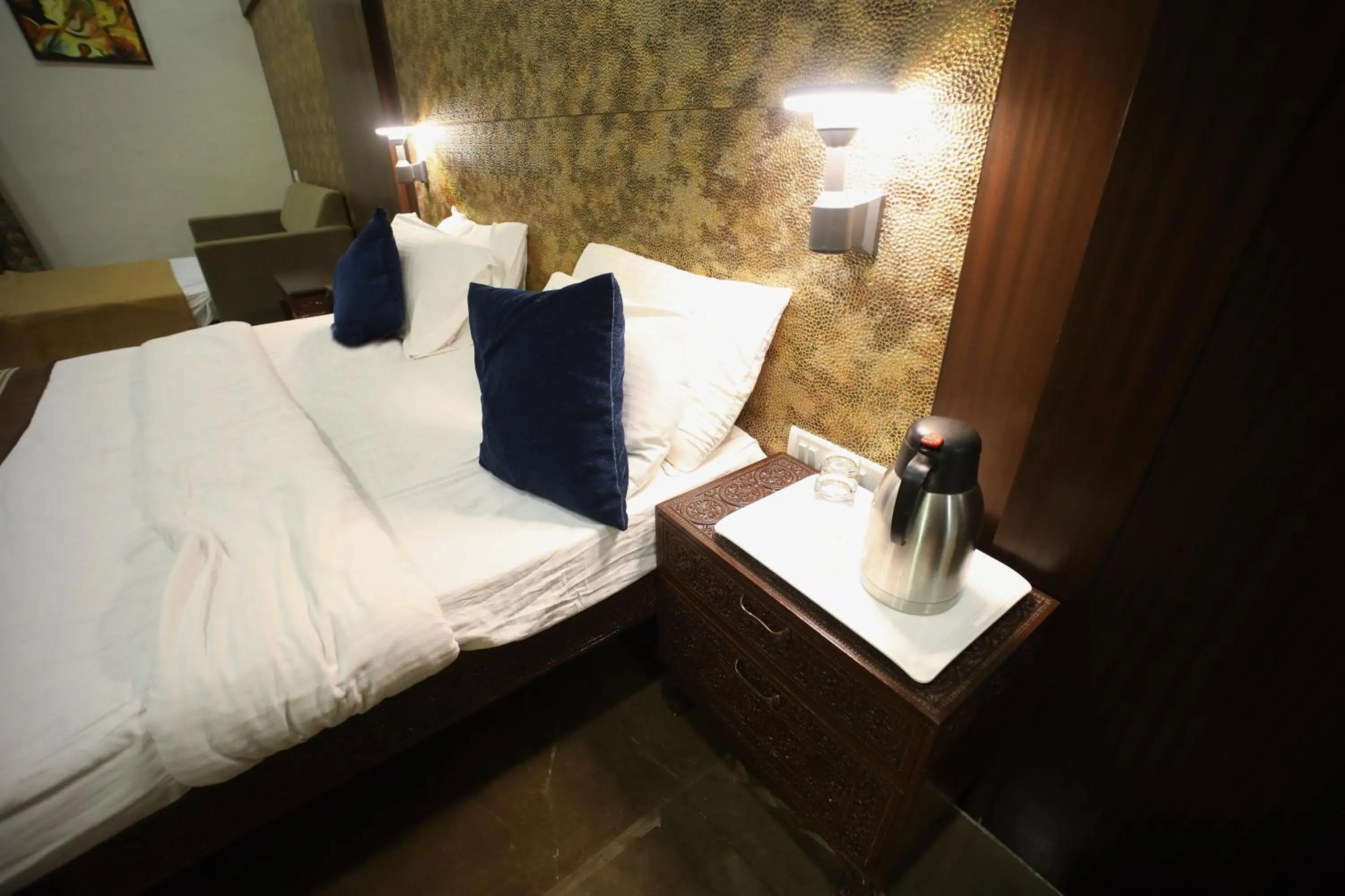 Bed in The Byke Heritage Resort - Matheran