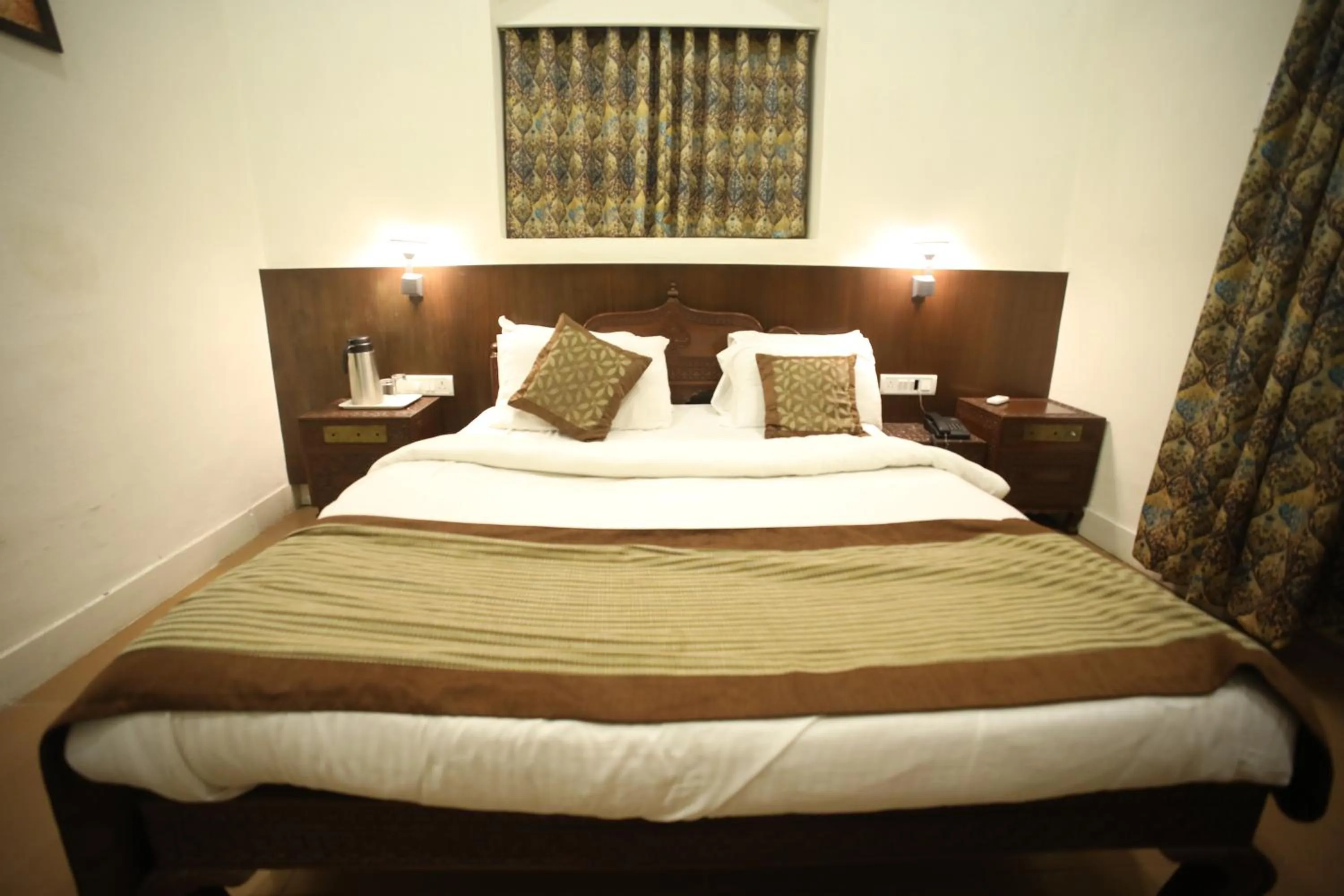 Bed in The Byke Heritage Resort - Matheran