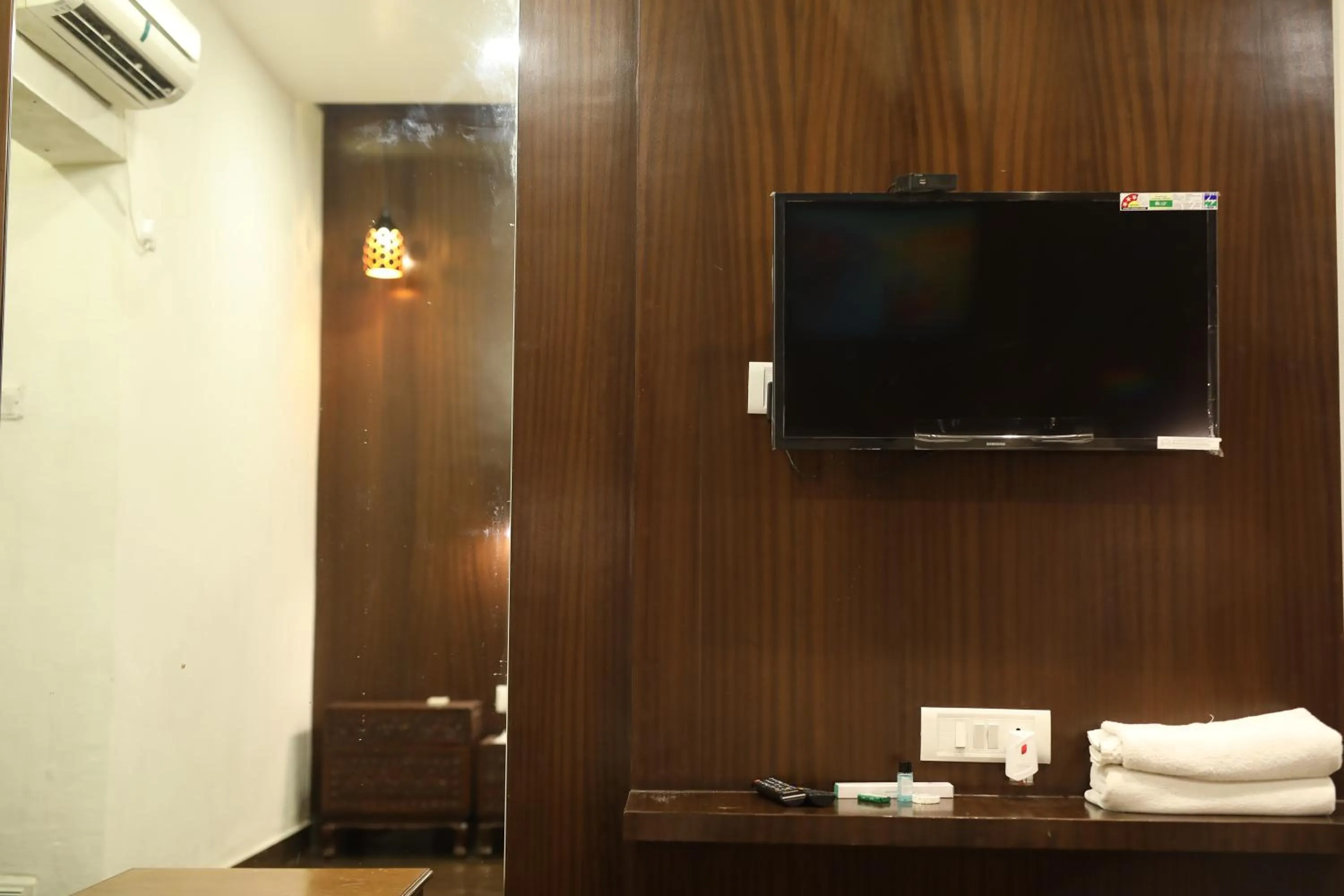 TV and multimedia in The Byke Heritage Resort - Matheran