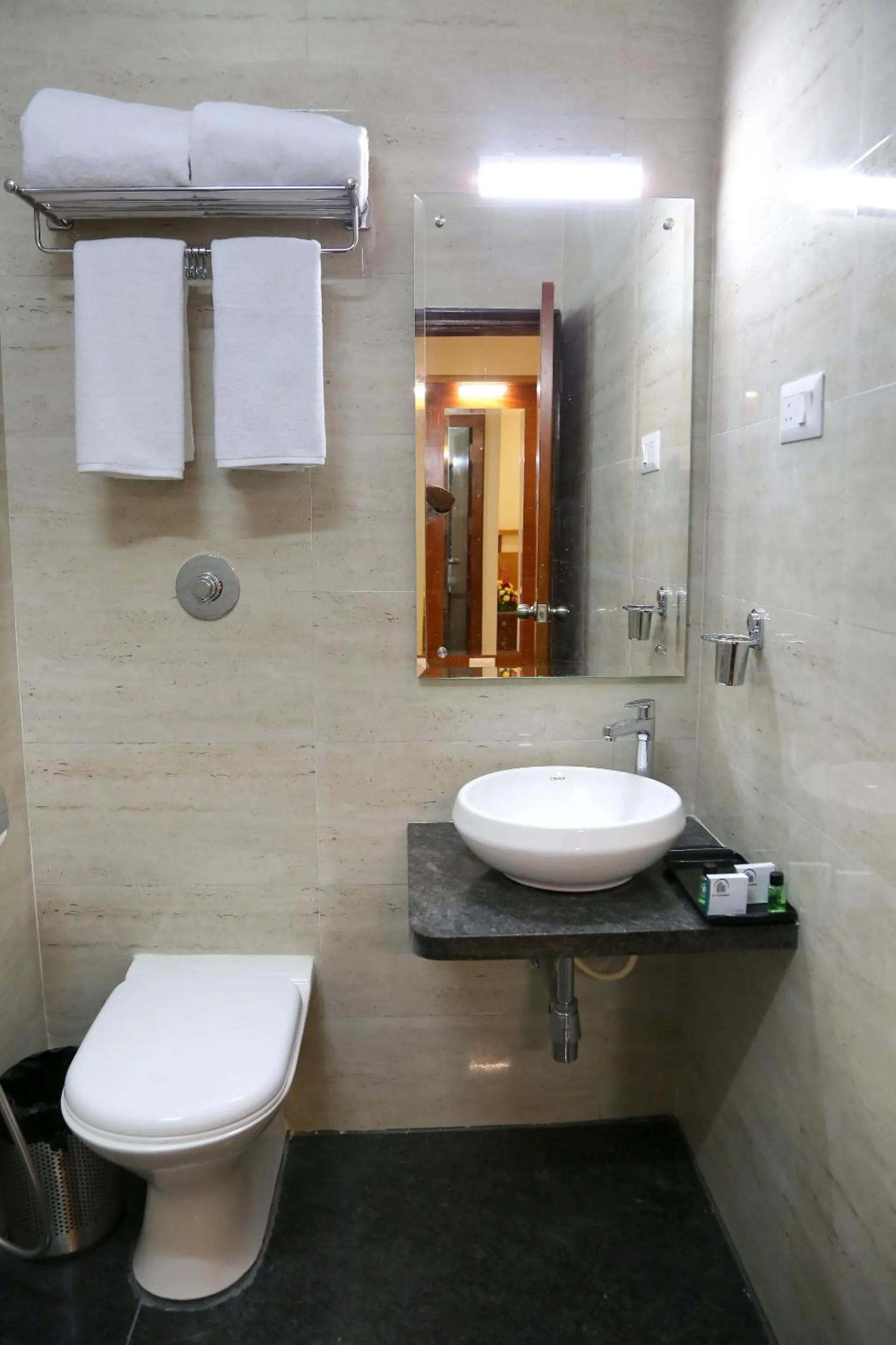 Bathroom in Hotel U.T.Elegance