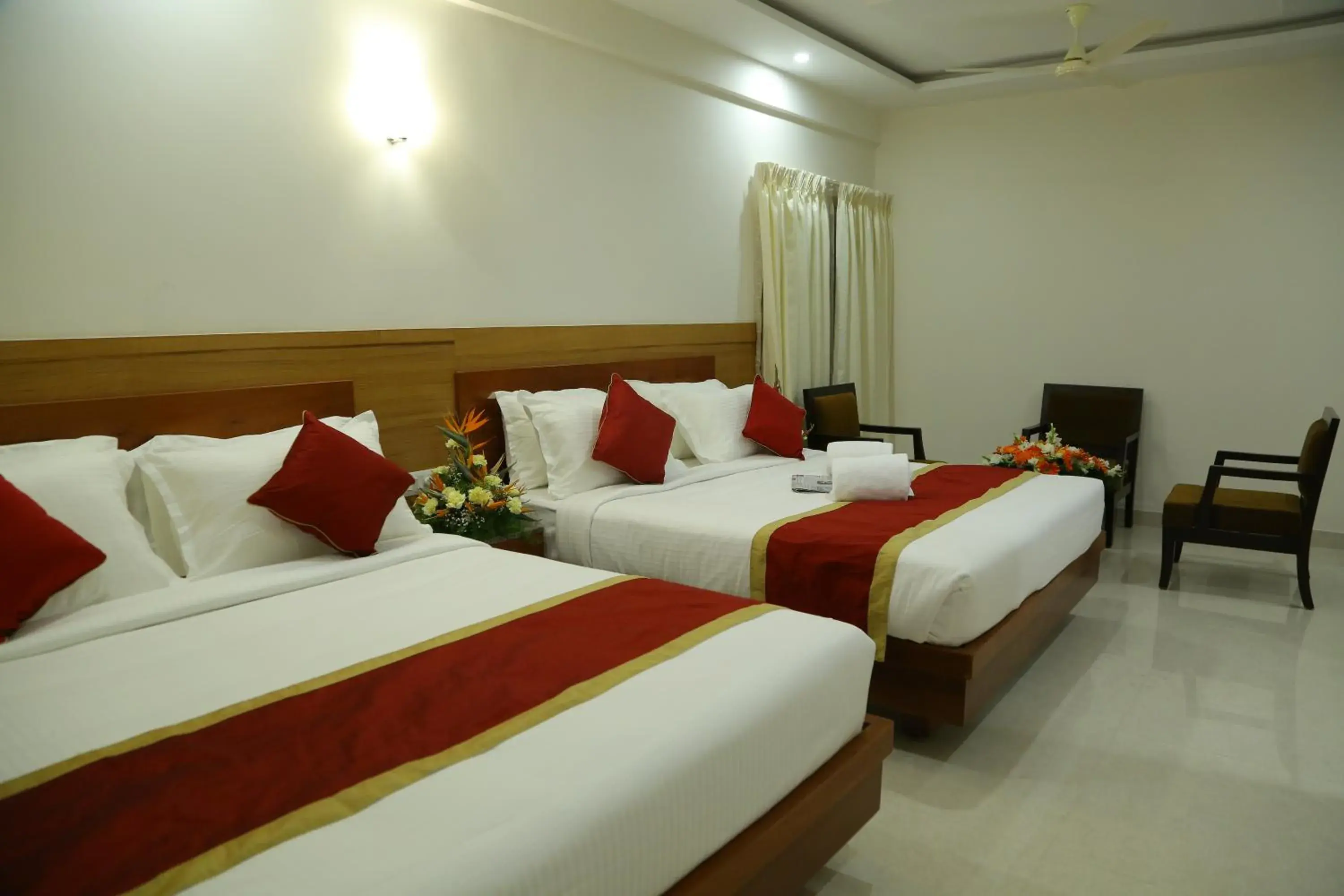 Photo of the whole room, Bed in Hotel U.T.Elegance Photo of the whole room, Bed in Hotel U.T.Elegance