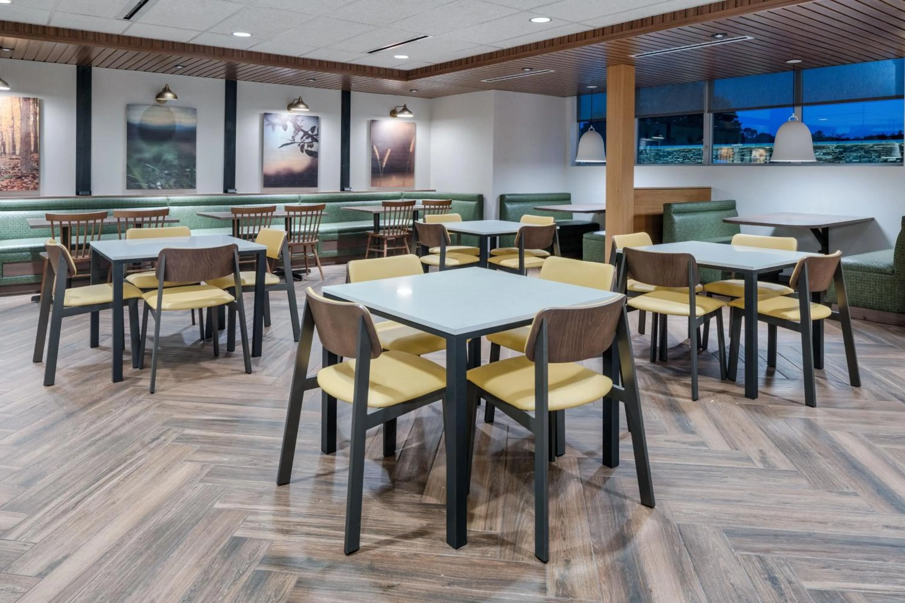 Breakfast in Fairfield by Marriott Inn & Suites Albertville