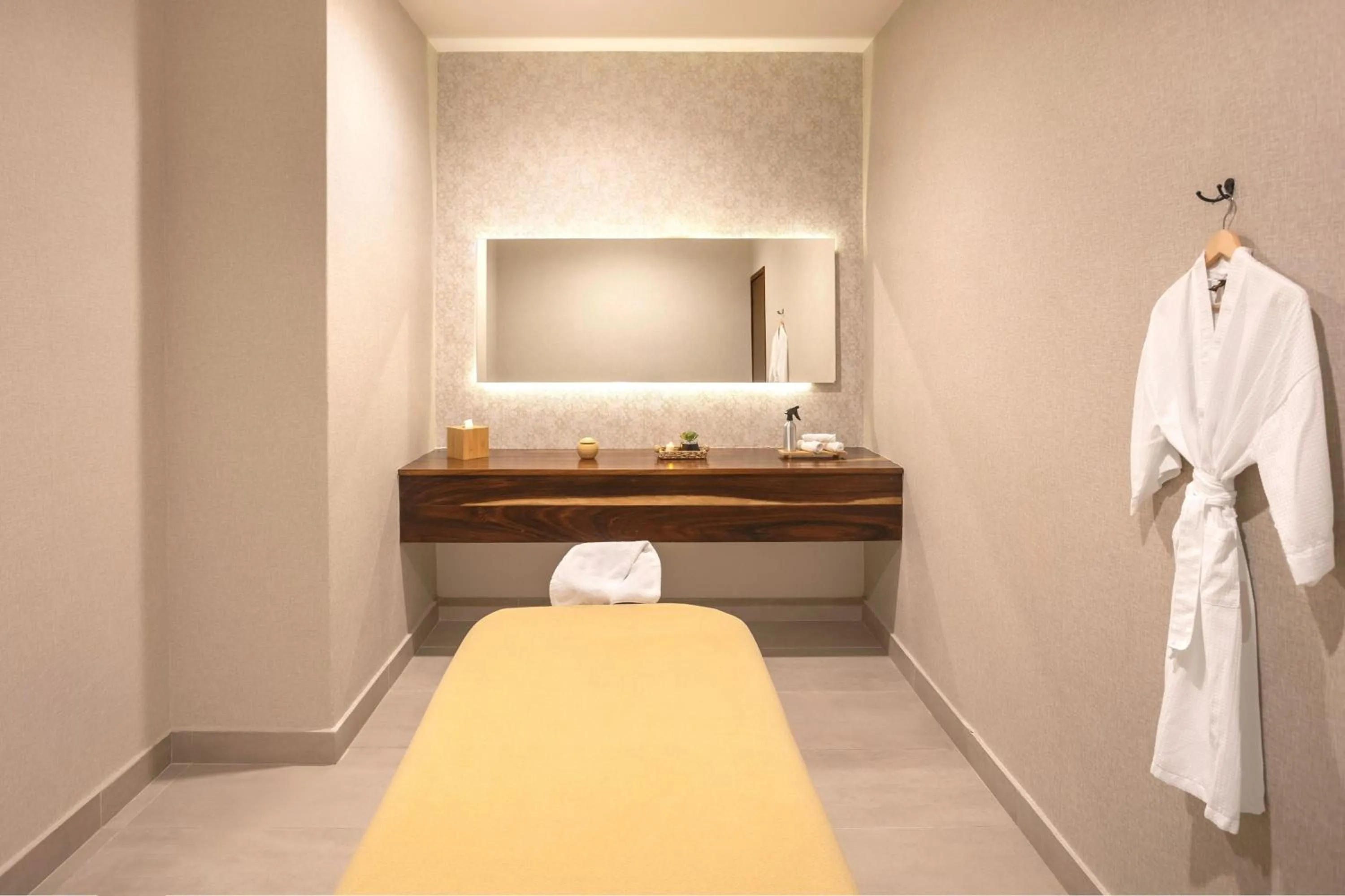 Spa and wellness centre/facilities in Courtyard by Marriott Mazatlan Beach Resort