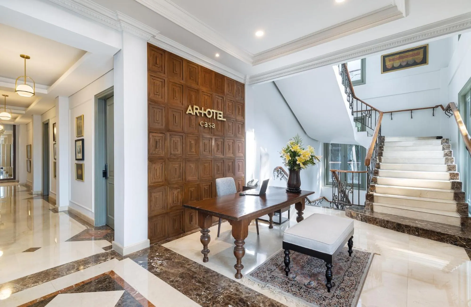 Lobby or reception in ARTOTEL Casa Hangtuah