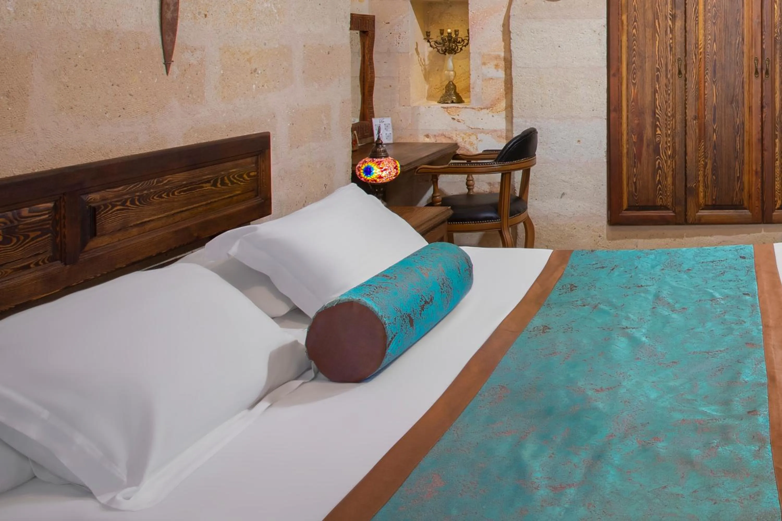 Bed in Cappa Via Cave Hotel