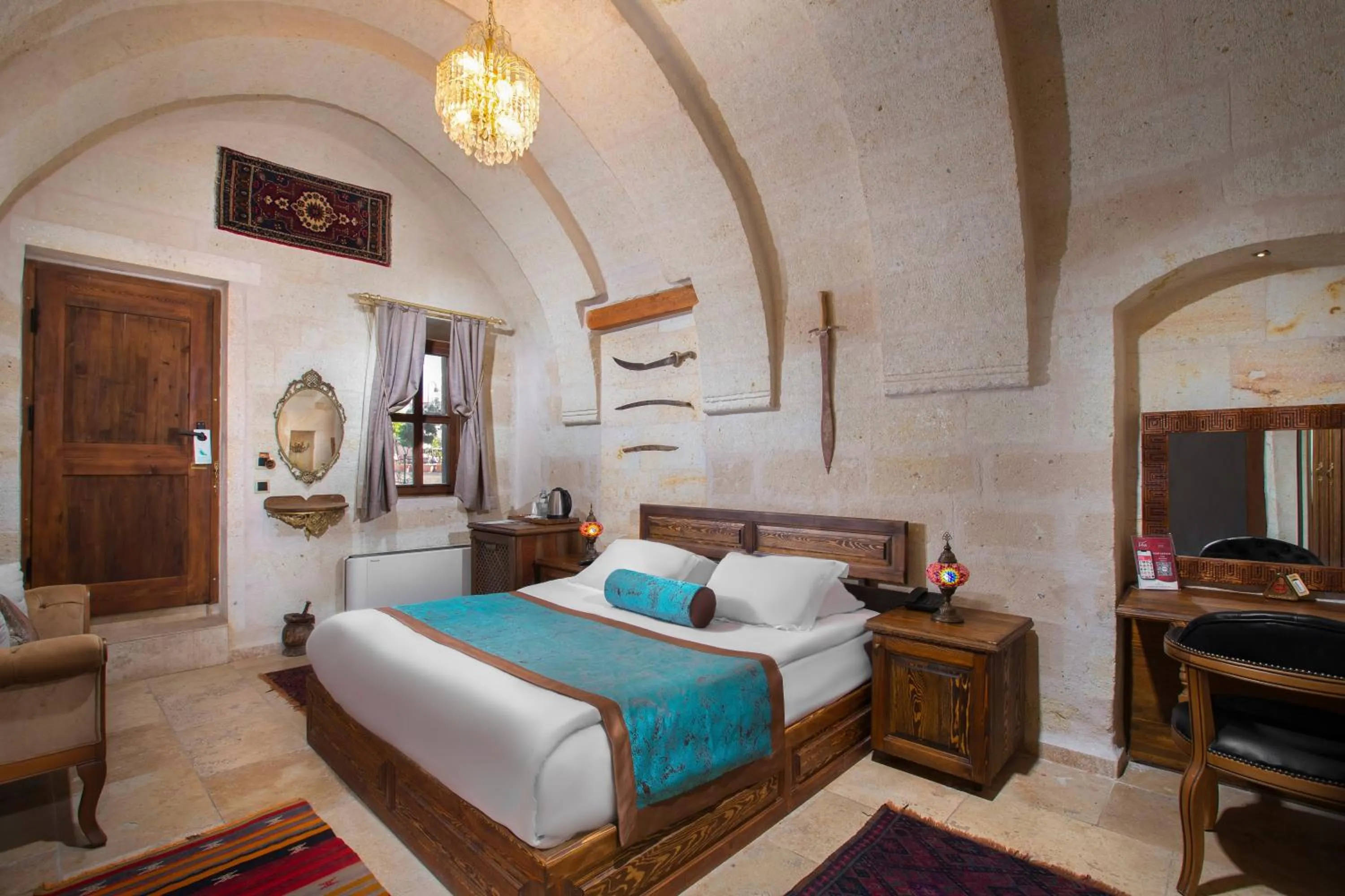 Bed in Cappa Via Cave Hotel