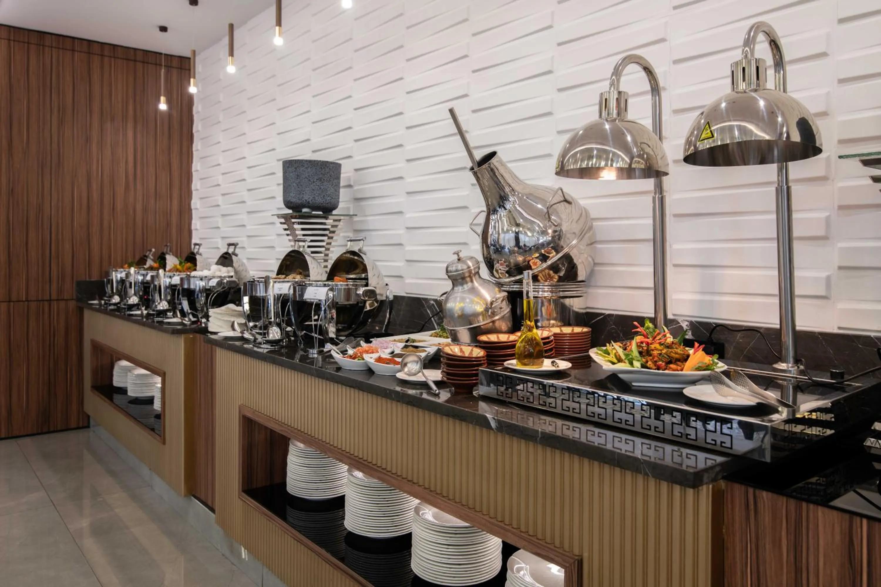 Warwick Al Jubail Hotel