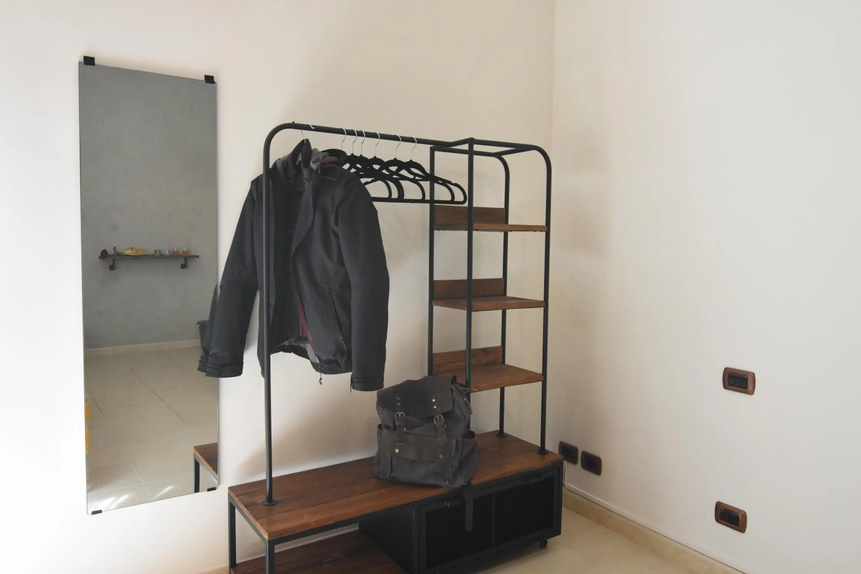 wardrobe in Napoli Cityscape