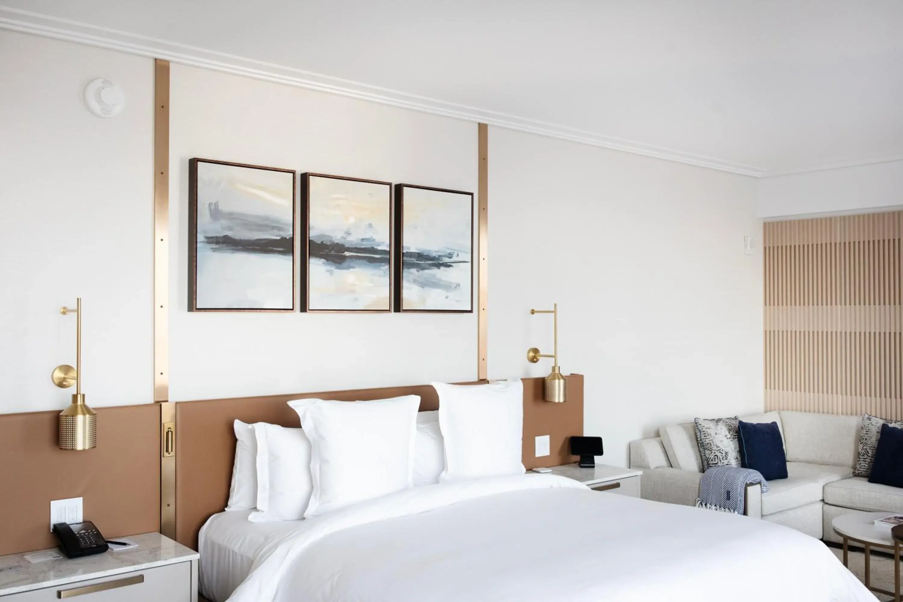 River View Executive Suite in Four Seasons Hotel Minneapolis River View Executive Suite in Four Seasons Hotel Minneapolis