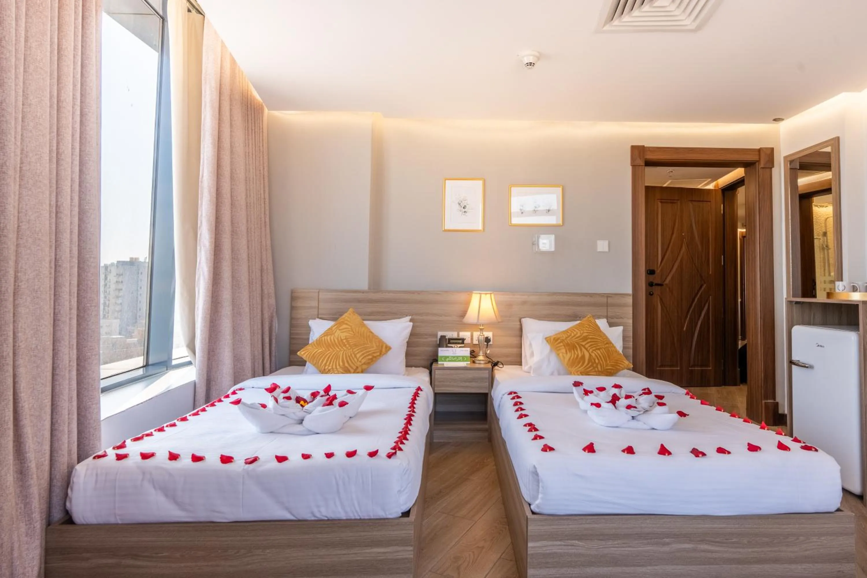 Bedroom, Bed in Al Salam Hotel